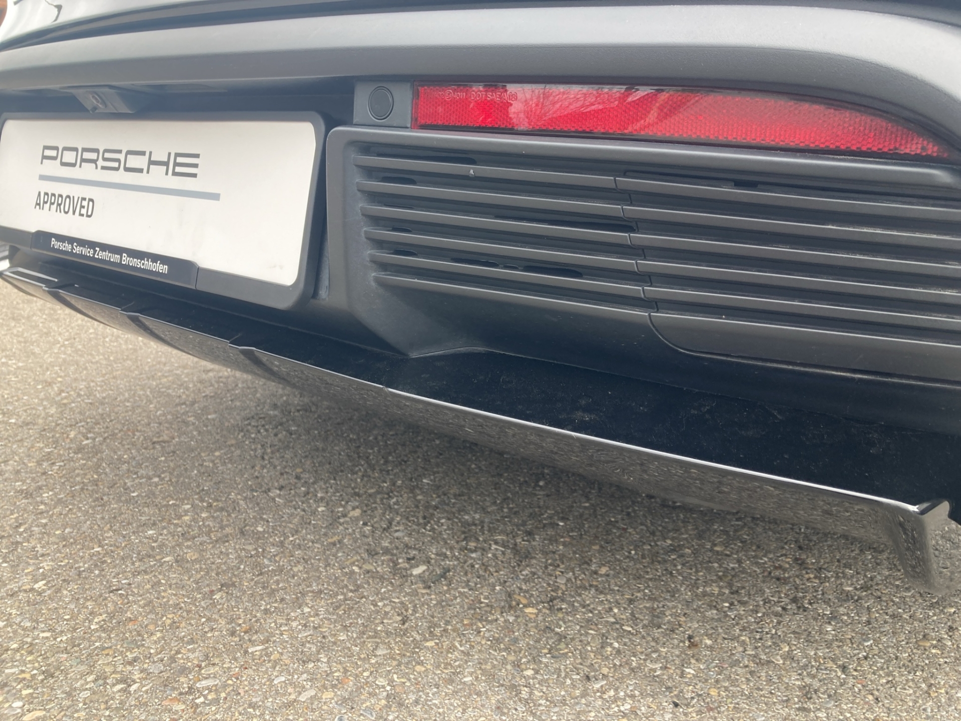 PORSCHE Taycan 4S Cross Turismo-image-20