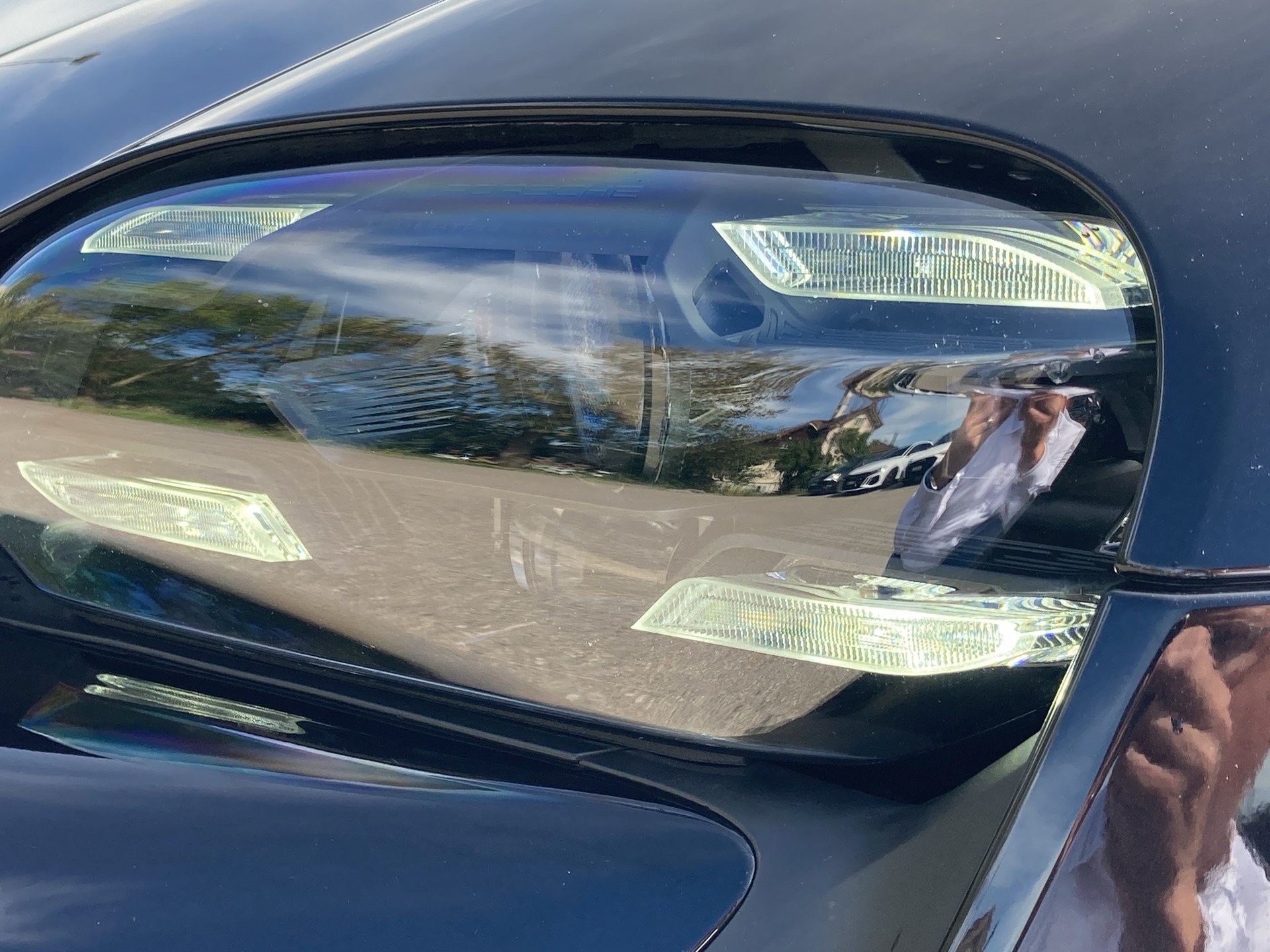 PORSCHE Taycan 4S Cross Turismo-image-29