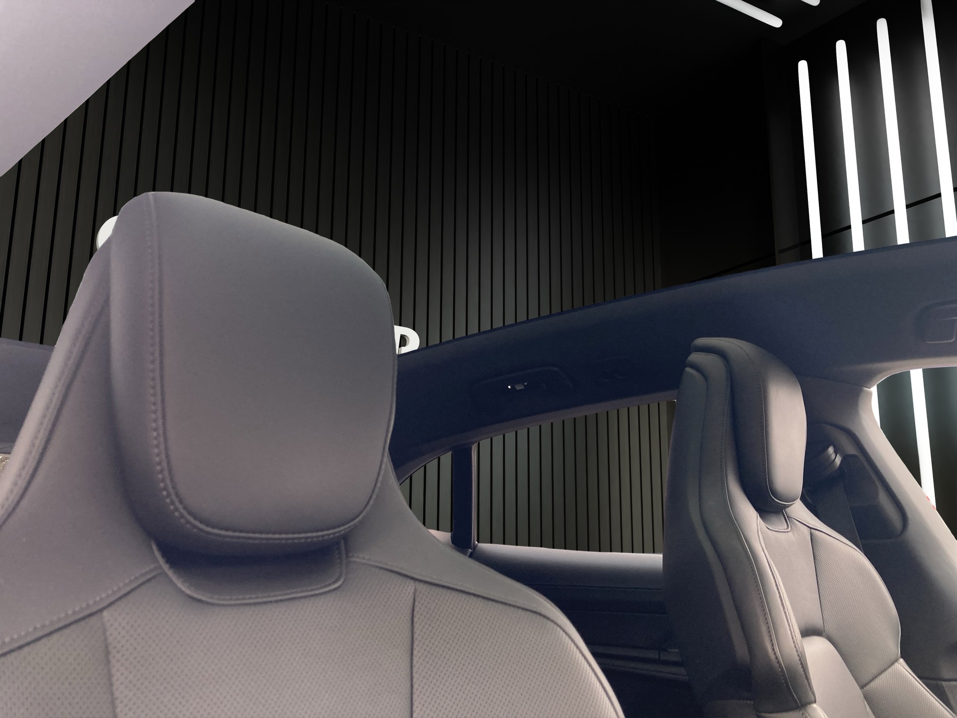 PORSCHE Taycan 4S Cross Turismo-image-18