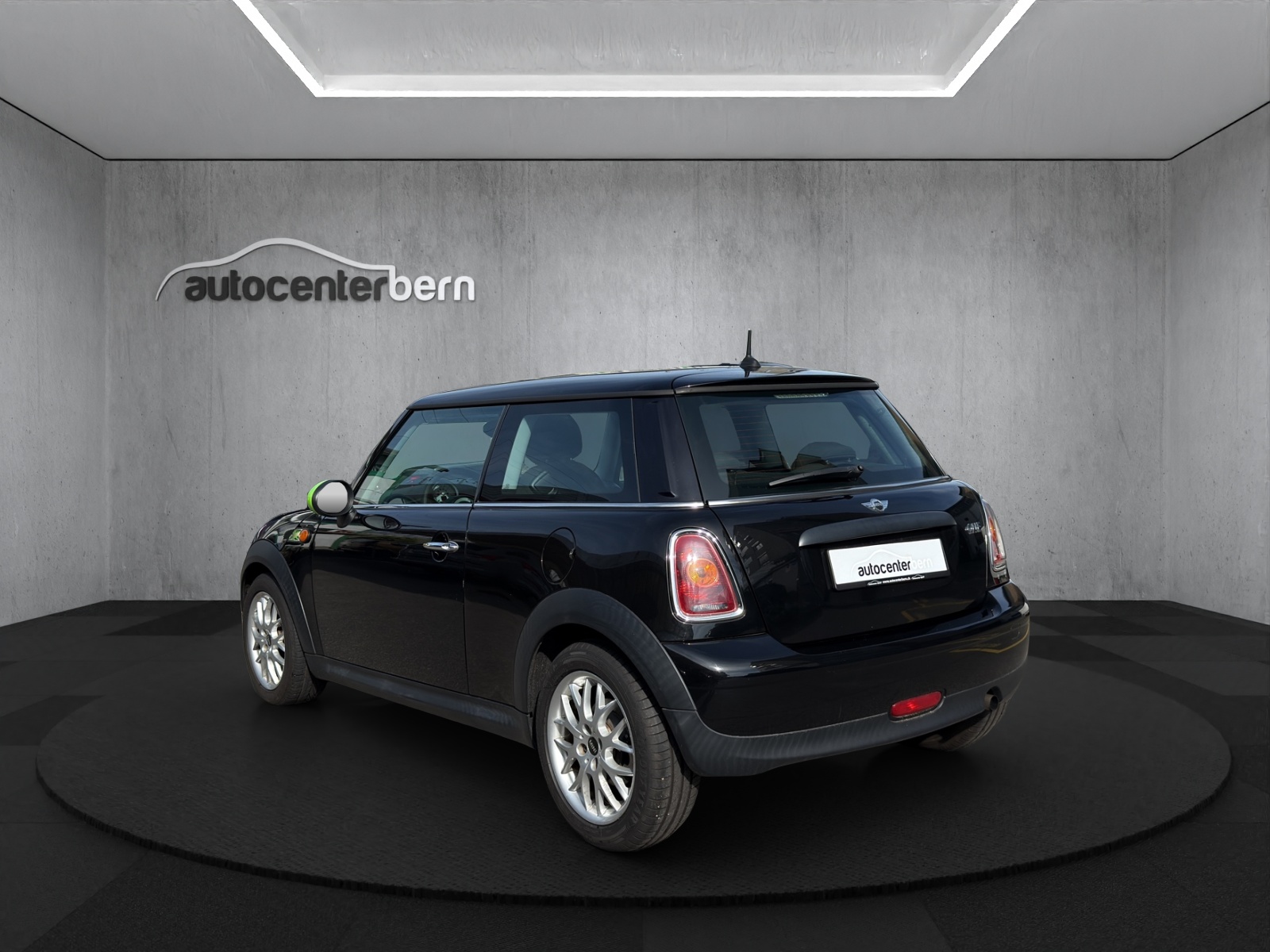 MINI One-image-4