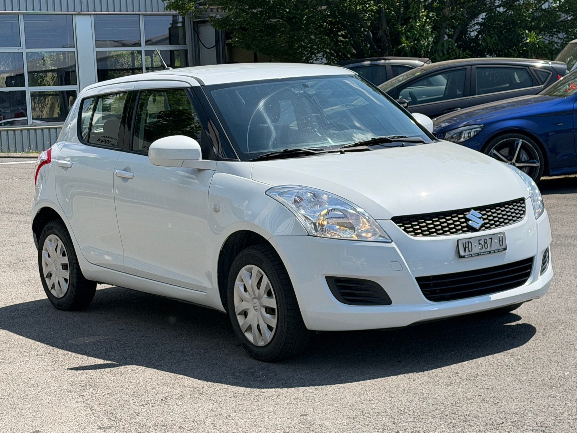 SUZUKI Swift 1.2i 16V GL Top 4x4-image-4