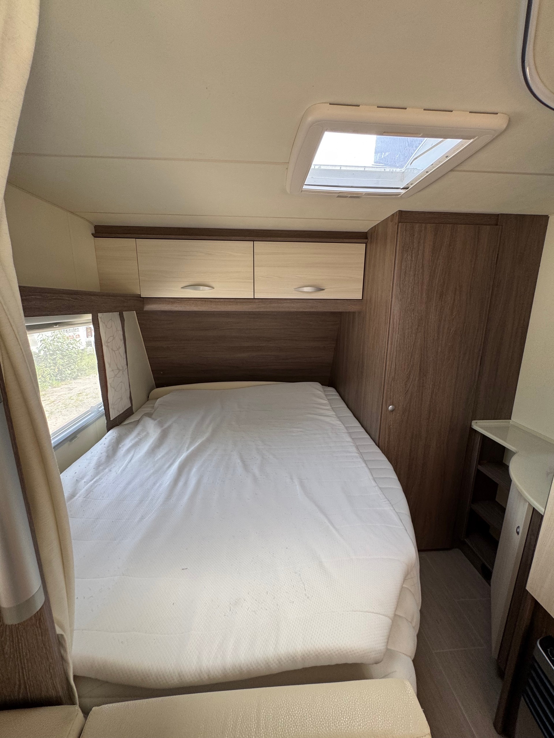 BÜRSTNER Premio 520 TK - Kajüte Stockbett - Garage- Vorzelt-image-14