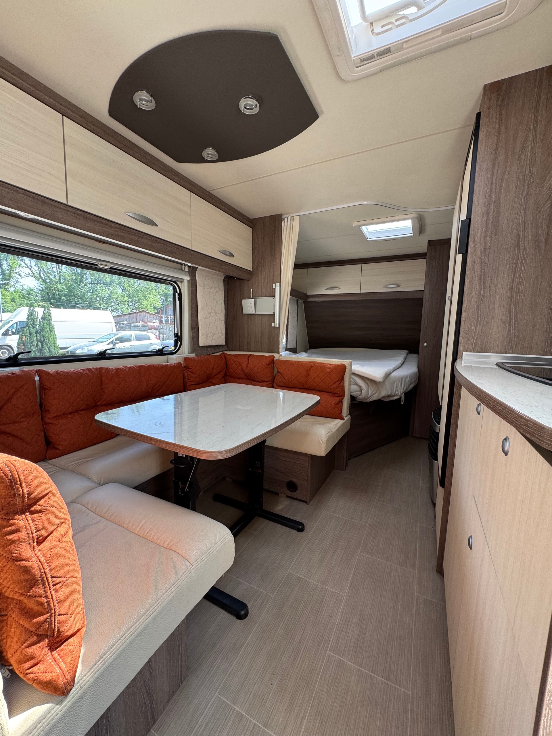 BÜRSTNER Premio 520 TK - Kajüte Stockbett - Garage- Vorzelt-image-11