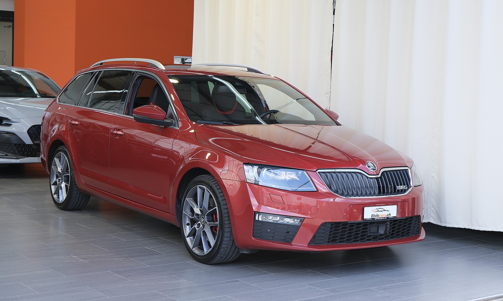 SKODA Octavia Combi 2.0 TDI RS 4x4 DSG-showroom-element-1
