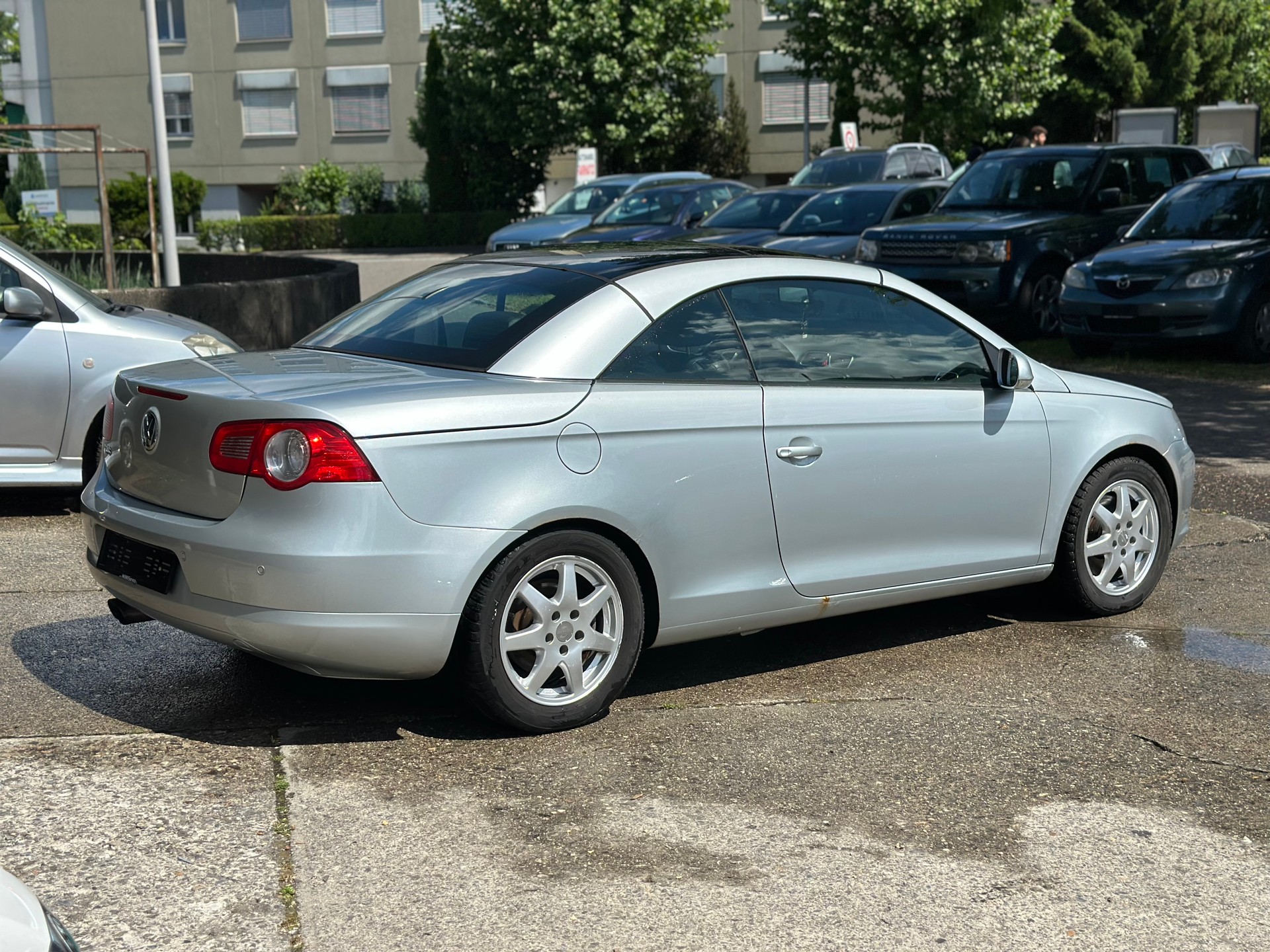 VW Eos 2.0 FSI Turbo-image-3