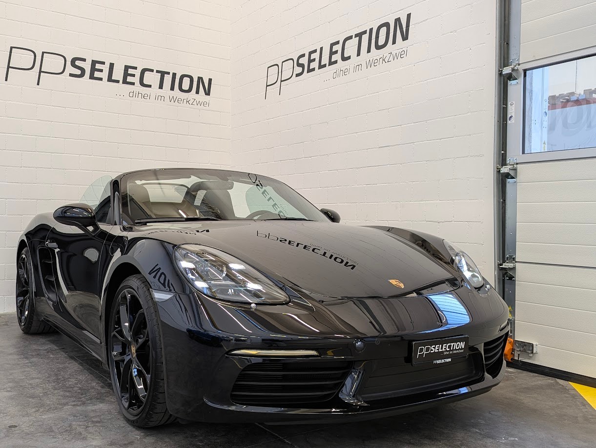 PORSCHE Boxster 718 2.0 PDK Style-Edition*1.HAND WERKSGAR ALL-BLACK 20 ZOLL SPYDER BOSE CAM NAVI LED LEDER*
