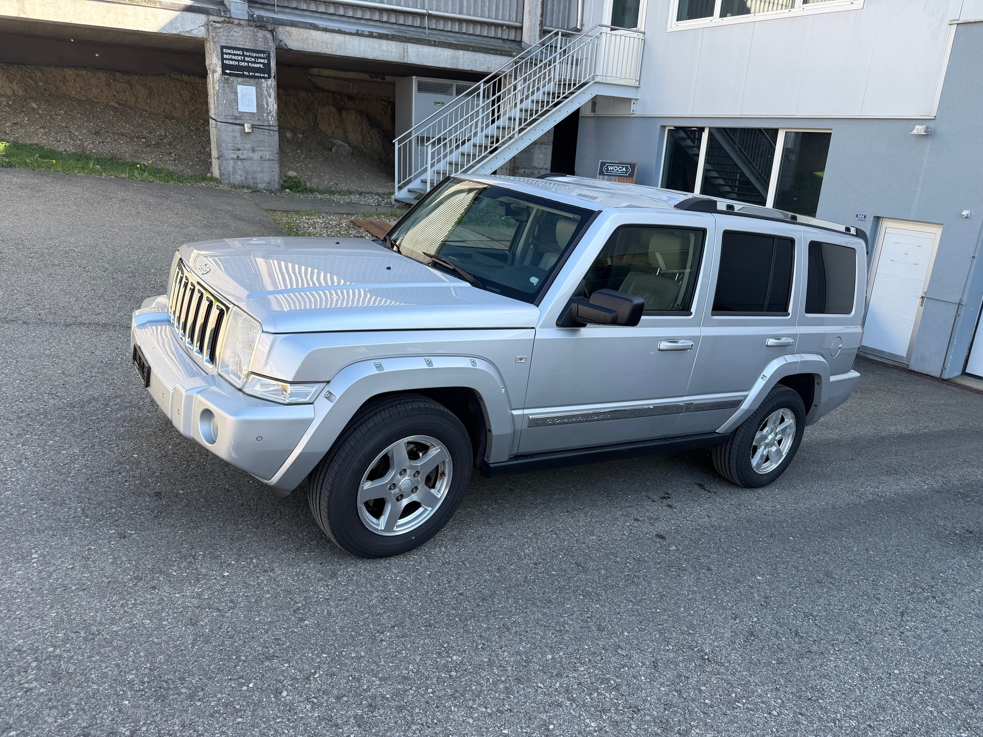 JEEP Commander 5.7 HEMI Limited Automatic