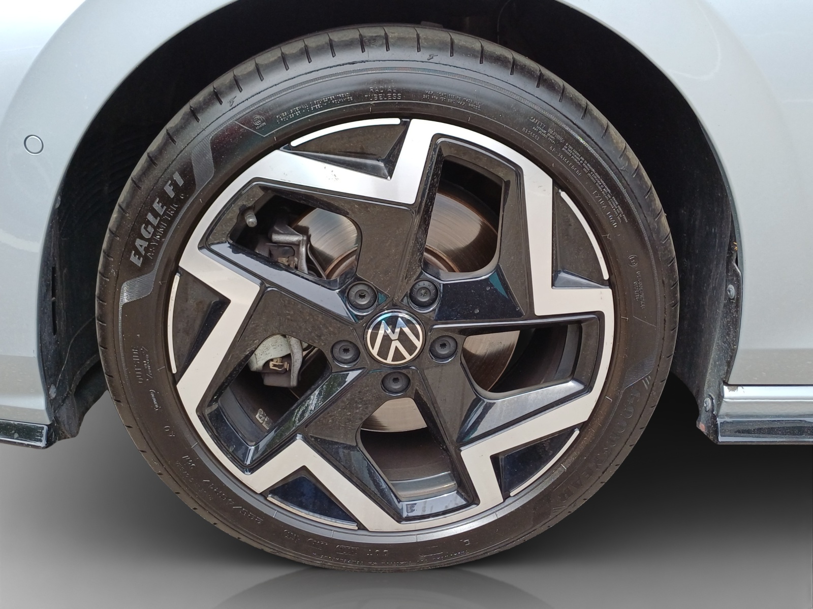VW Golf Variant 2.0 TSI R-Line DSG 4 Motion-image-14