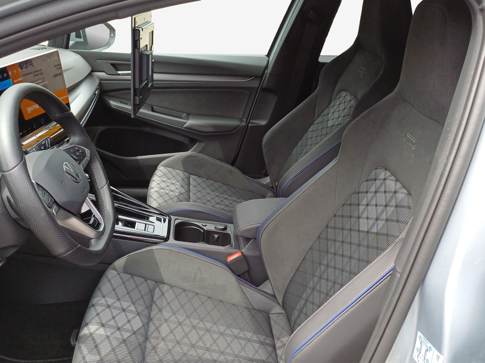 VW Golf Variant 2.0 TSI R-Line DSG 4 Motion-image-7