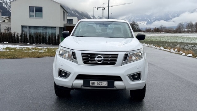 NISSAN Navara Double Cab Tekna 2.3 dCi 4WD-image-2
