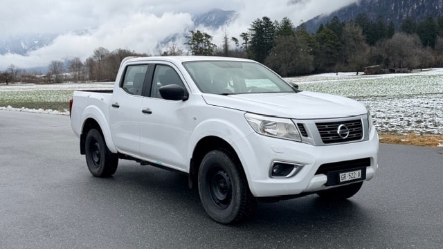 NISSAN Navara Double Cab Tekna 2.3 dCi 4WD-image-5