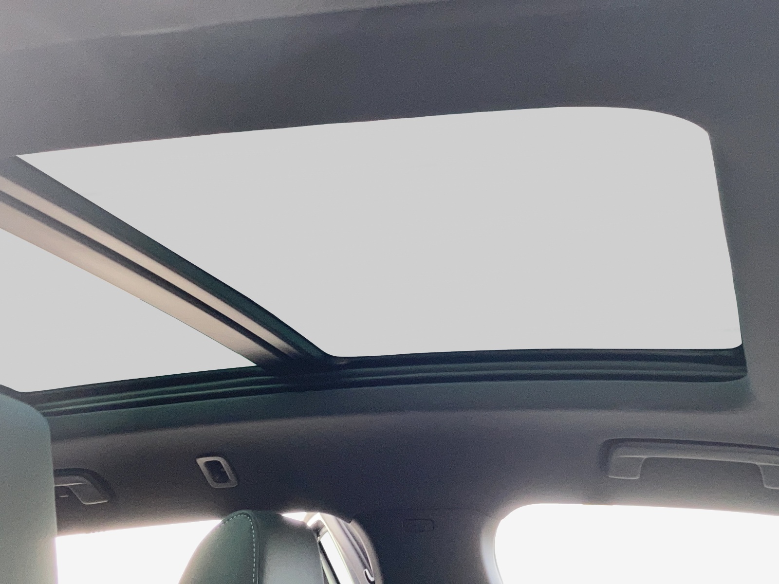 SKODA Enyaq 4x4 RS-image-15