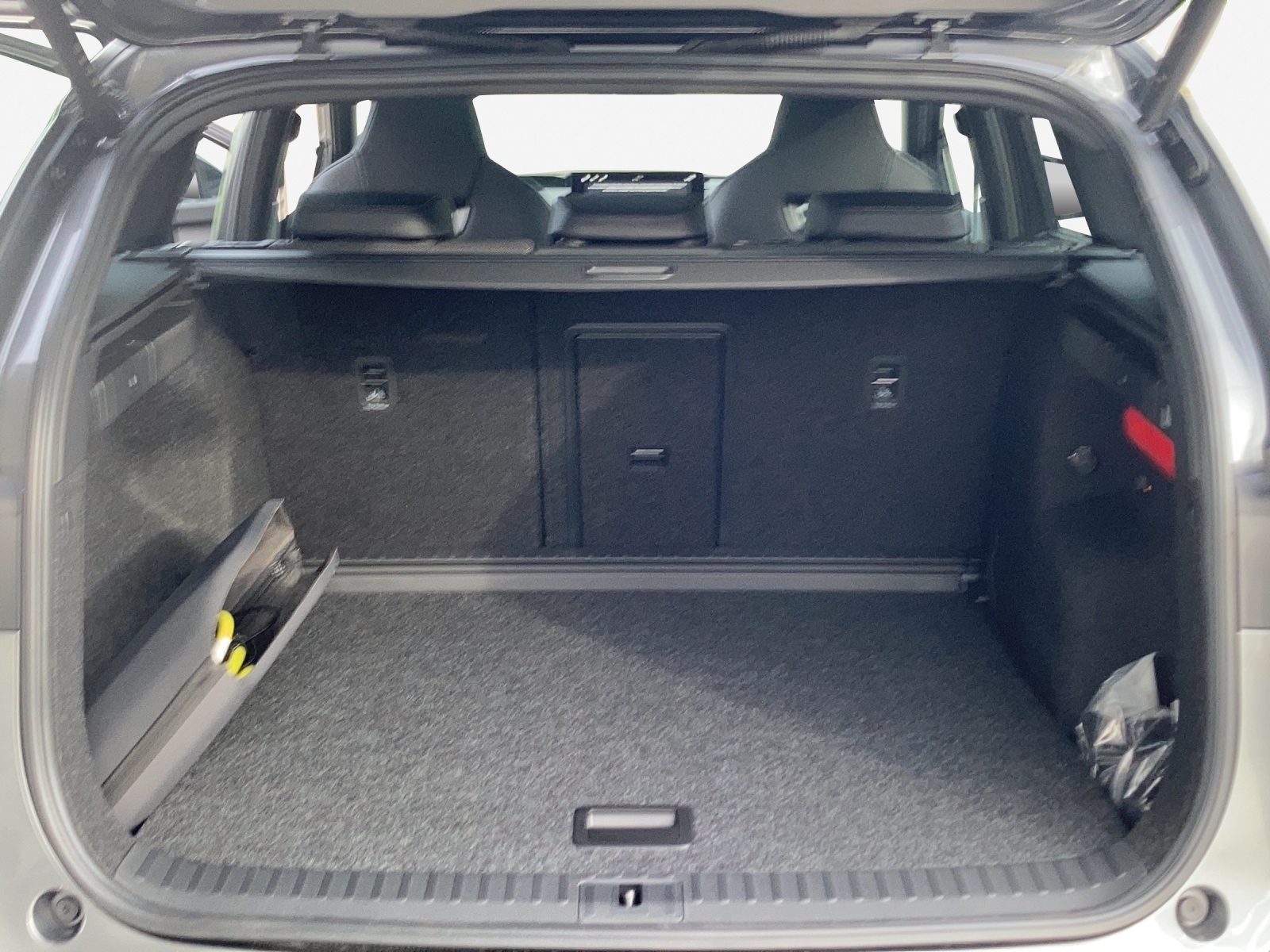 SKODA Enyaq 4x4 RS-image-12