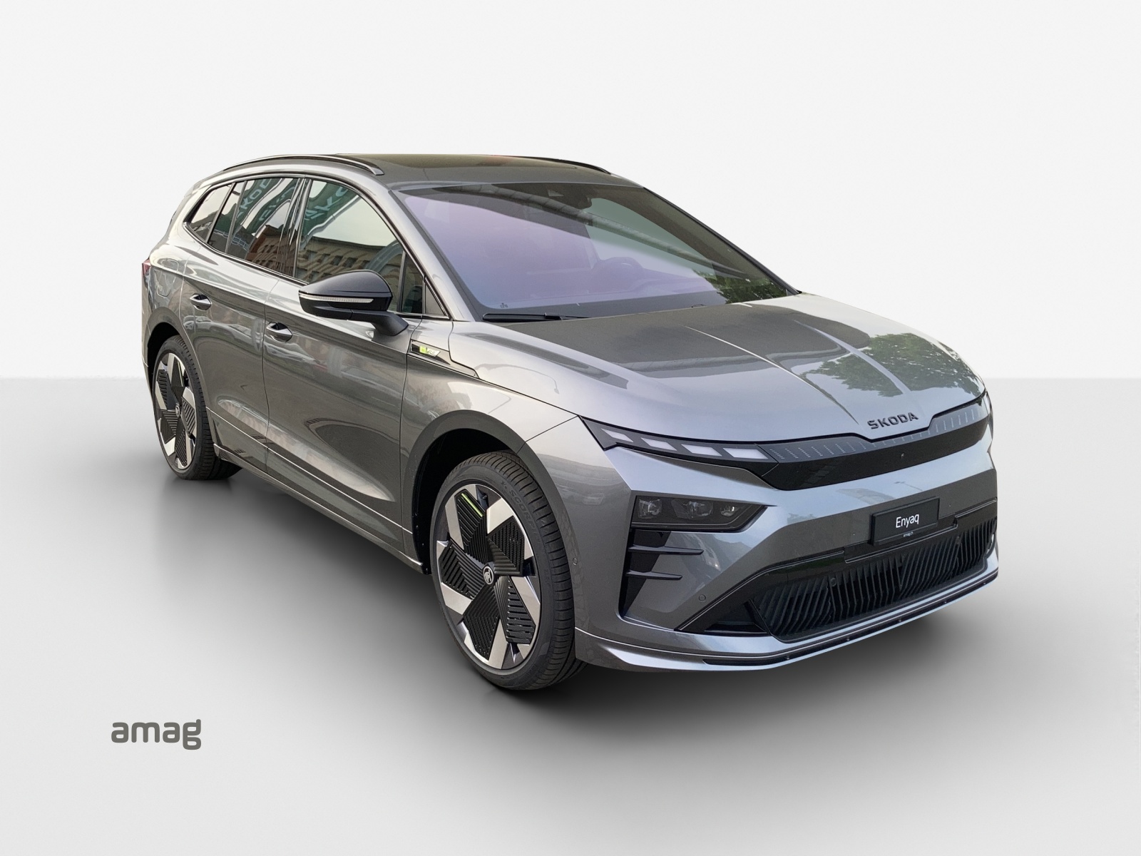 SKODA Enyaq 4x4 RS-image-5