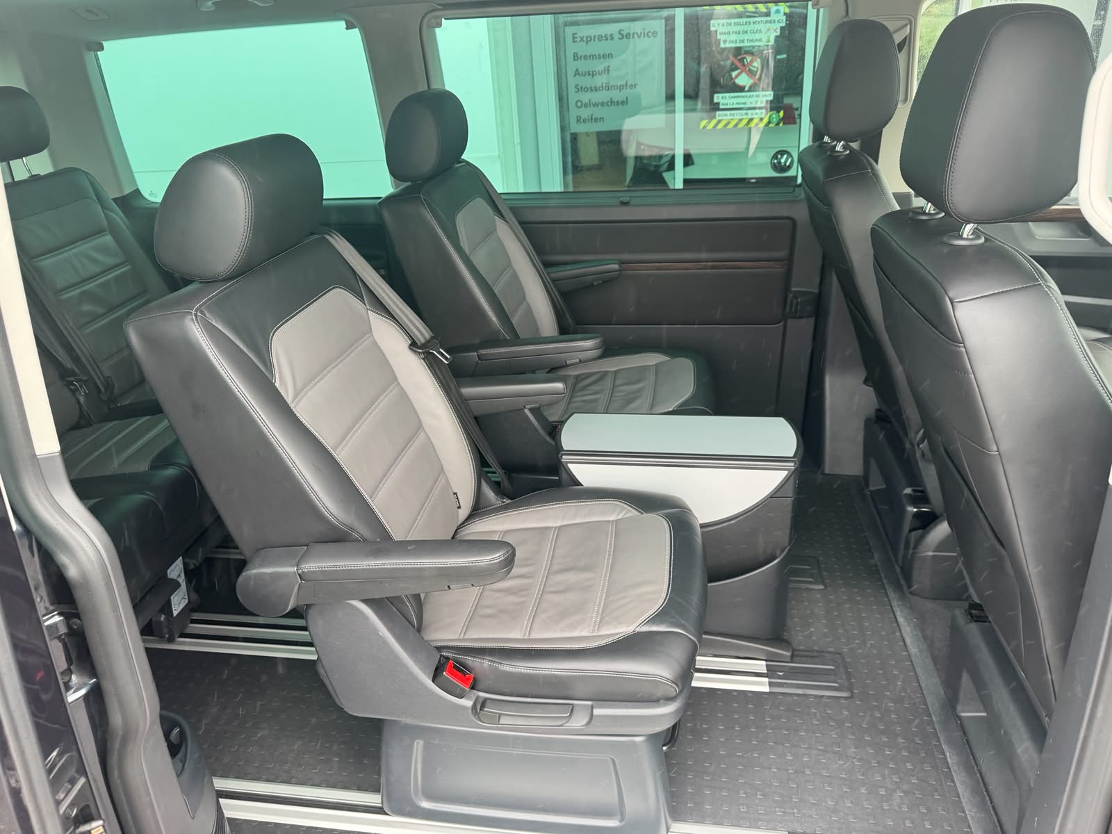 VW T6.1 Multivan 2.0 Bi-TDI Highline 4Motion DSG-image-3