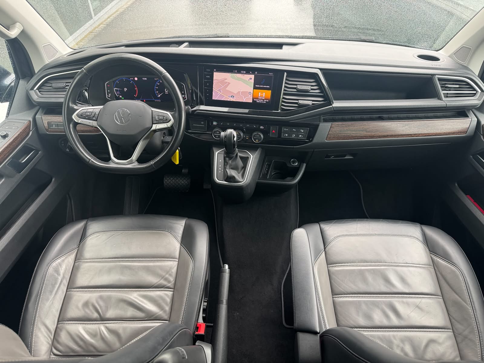 VW T6.1 Multivan 2.0 Bi-TDI Highline 4Motion DSG-image-11