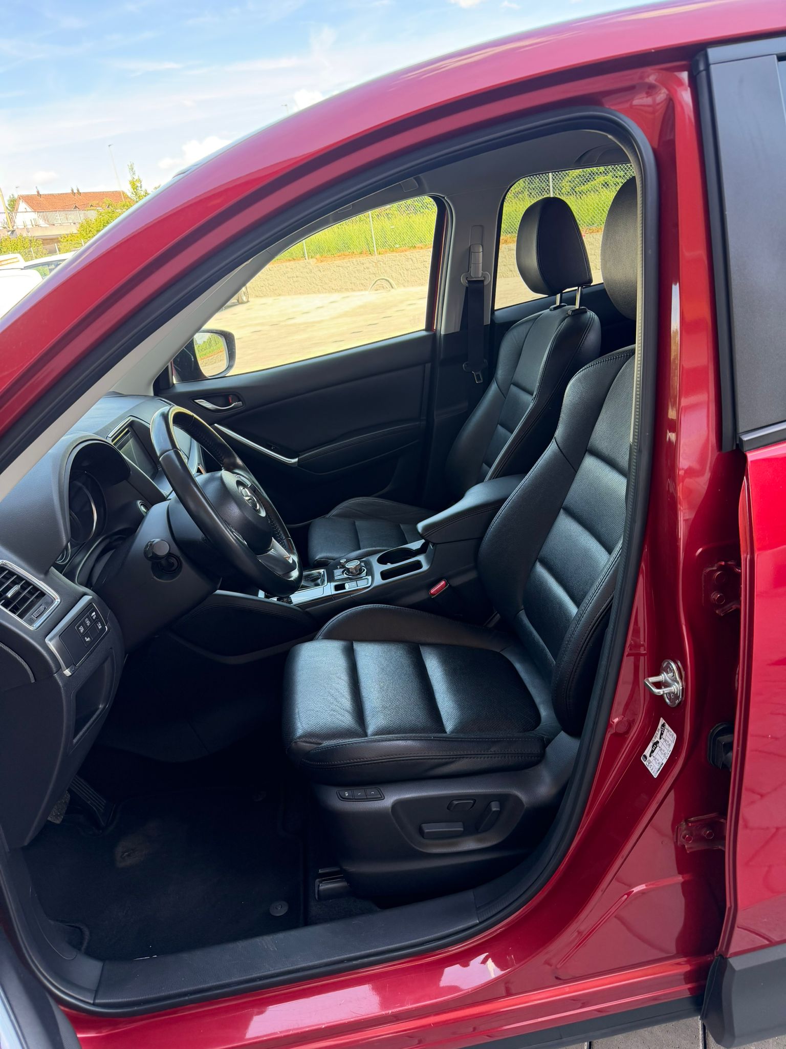 MAZDA CX-5 2.2 D HP Revolution AWD Automatic-image-5