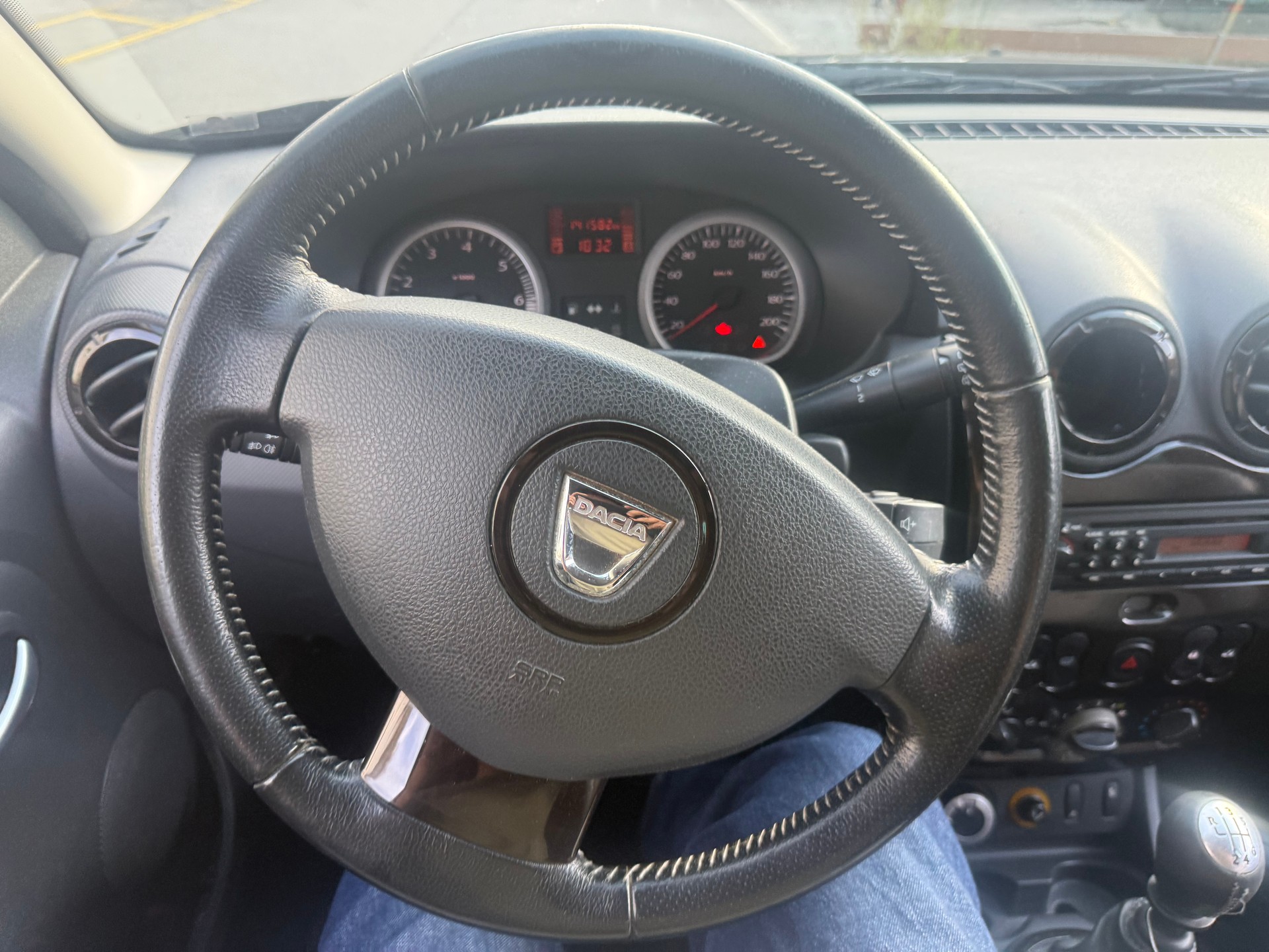 DACIA DUSTER-image-10