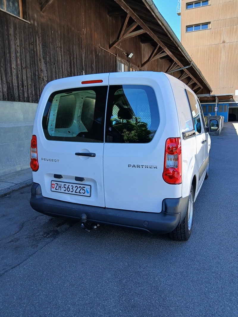 PEUGEOT 1.6 90 Urban Pack-image-1
