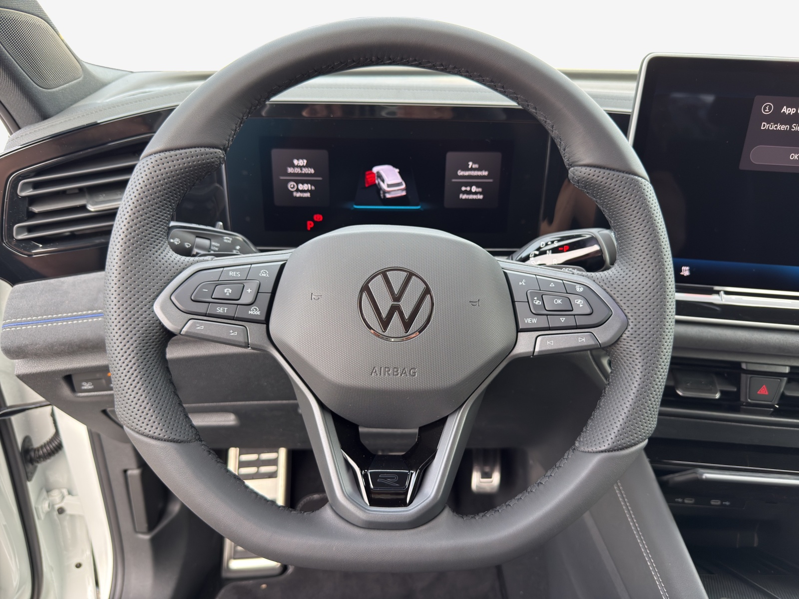 VW Tiguan 1.5 TSI evo2 eHybrid R-Line DSG-image-9