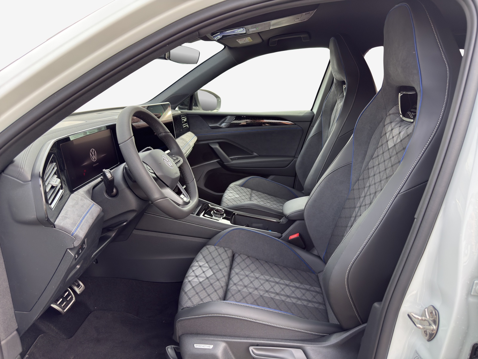 VW Tiguan 1.5 TSI evo2 eHybrid R-Line DSG-image-7
