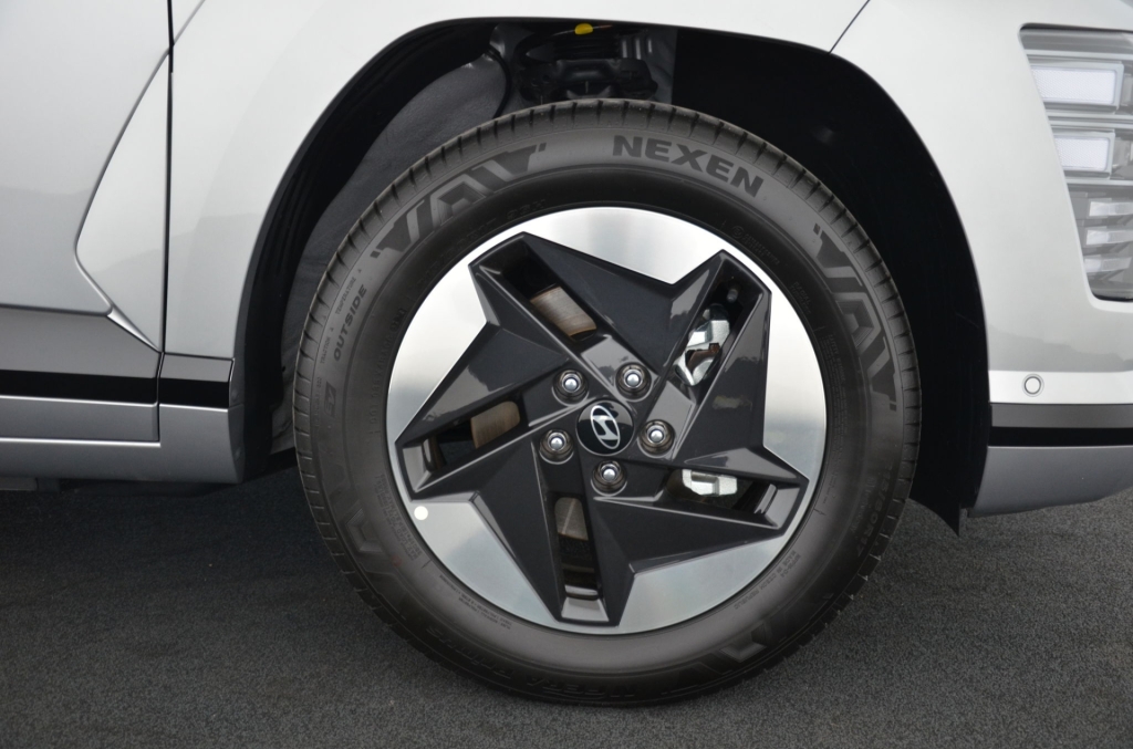 HYUNDAI Kona EV 65.4 kWh Premium *360°*-image-9