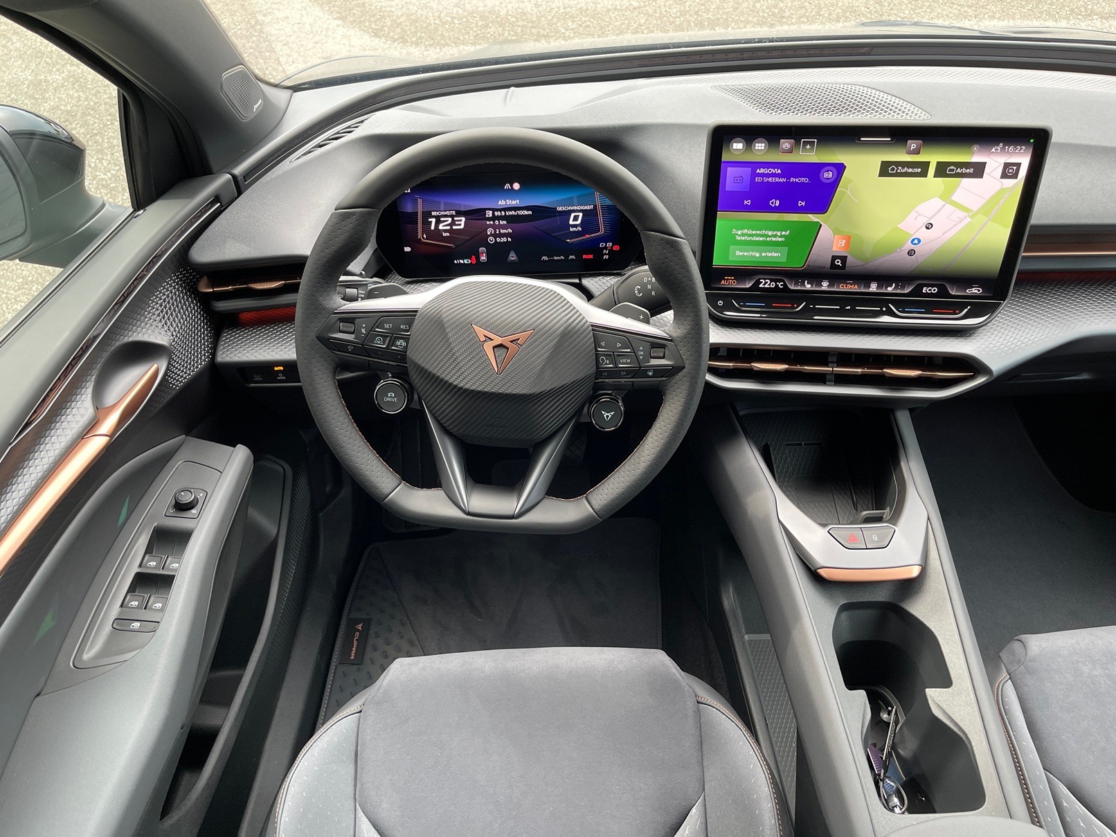 CUPRA Raval 52 kWh Dynamic+ Launch Edition-image-7