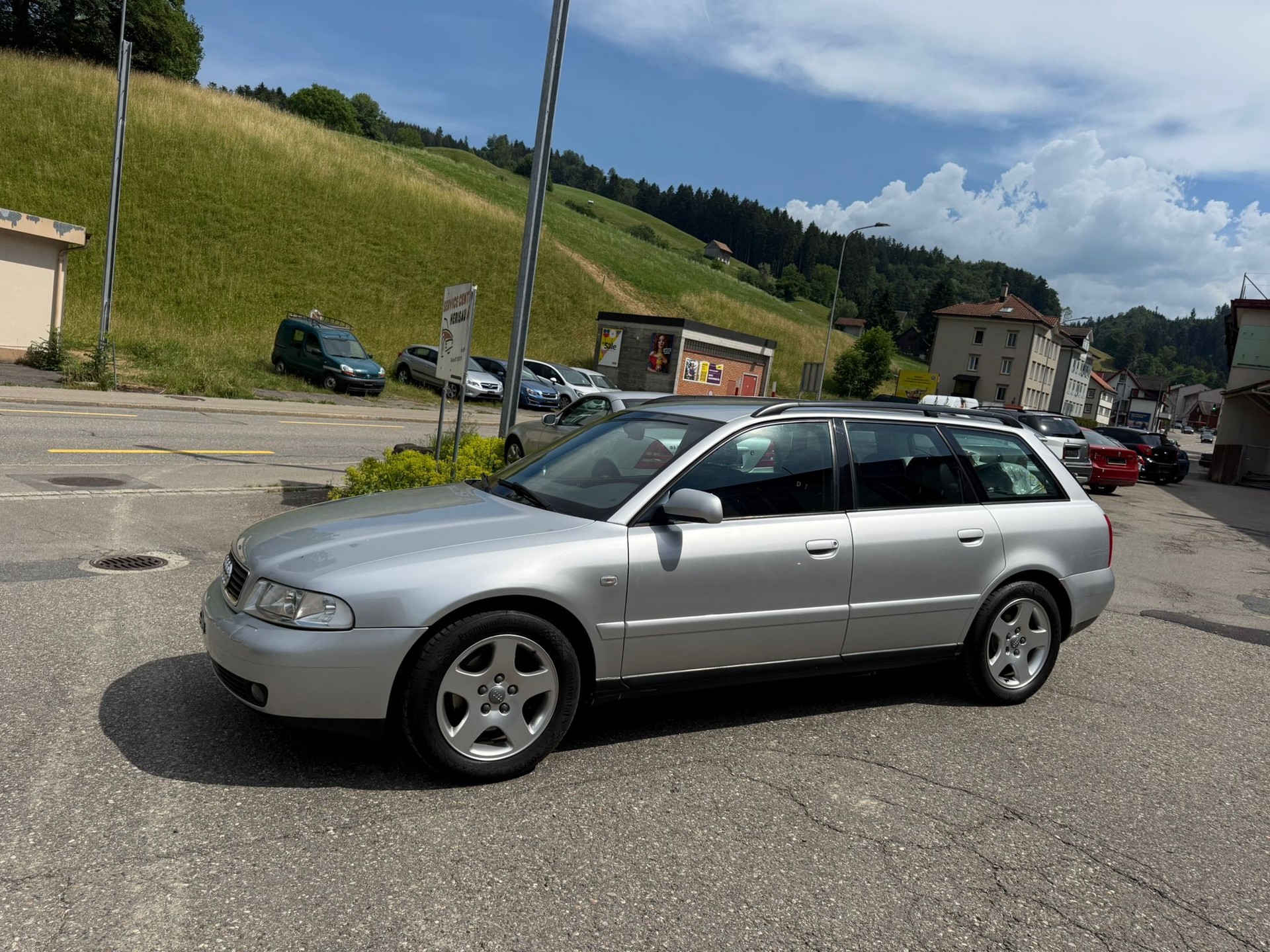 AUDI A4 Avant 1.8 T quattro Ambiente-image-4