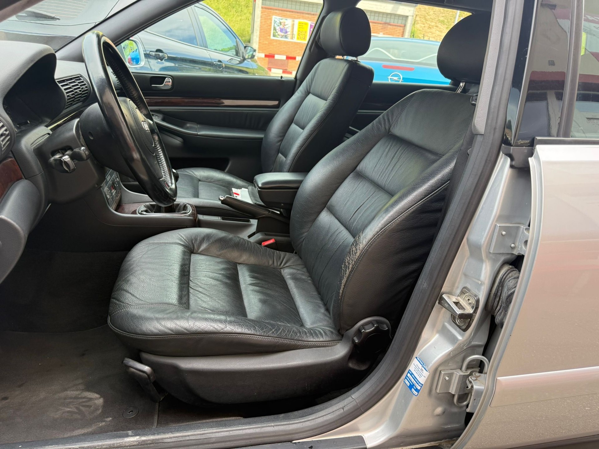 AUDI A4 Avant 1.8 T quattro Ambiente-image-7