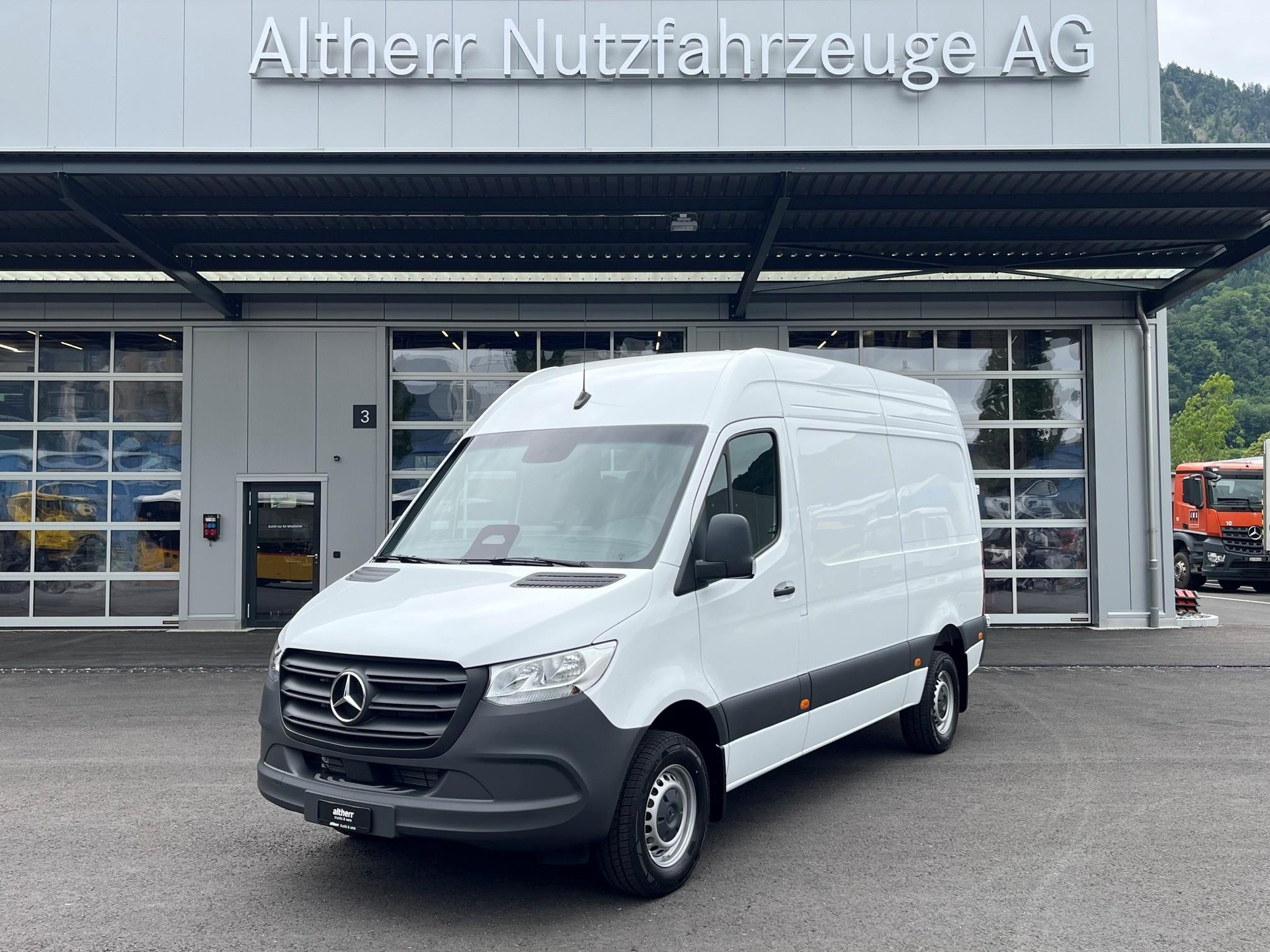MERCEDES-BENZ Sprinter 317 Kaw. 3665 S 2.0 CDI 170 Pro-image-0