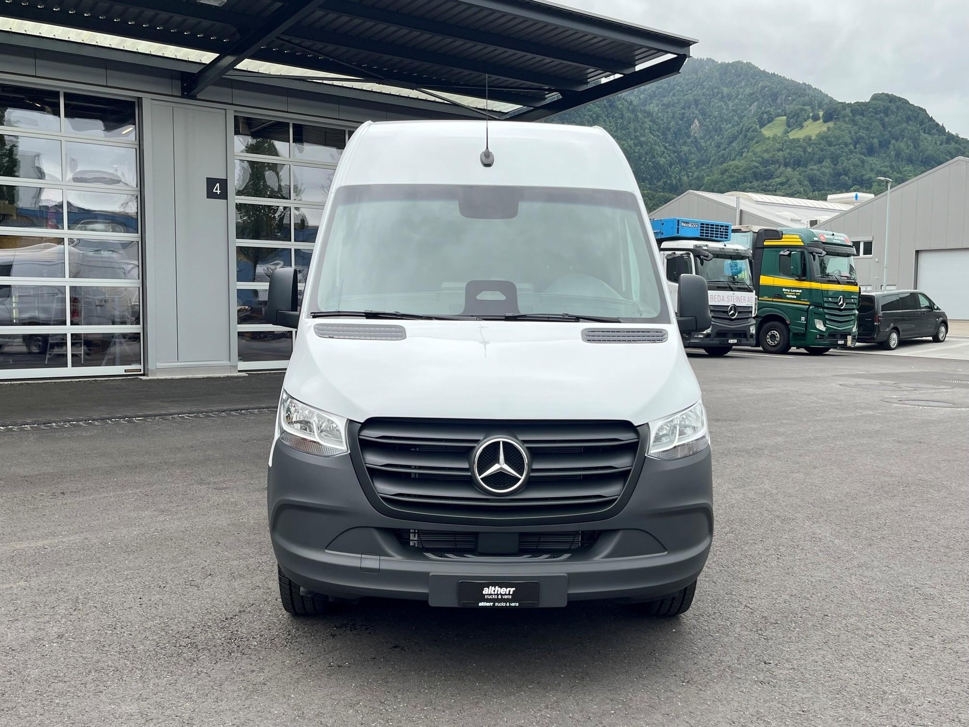 MERCEDES-BENZ Sprinter 317 Kaw. 3665 S 2.0 CDI 170 Pro-image-1