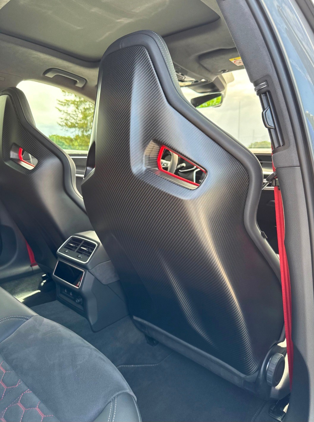 AUDI Audi RS6 Avant GT PANO/STANDHZG !! 1 of 660-image-14