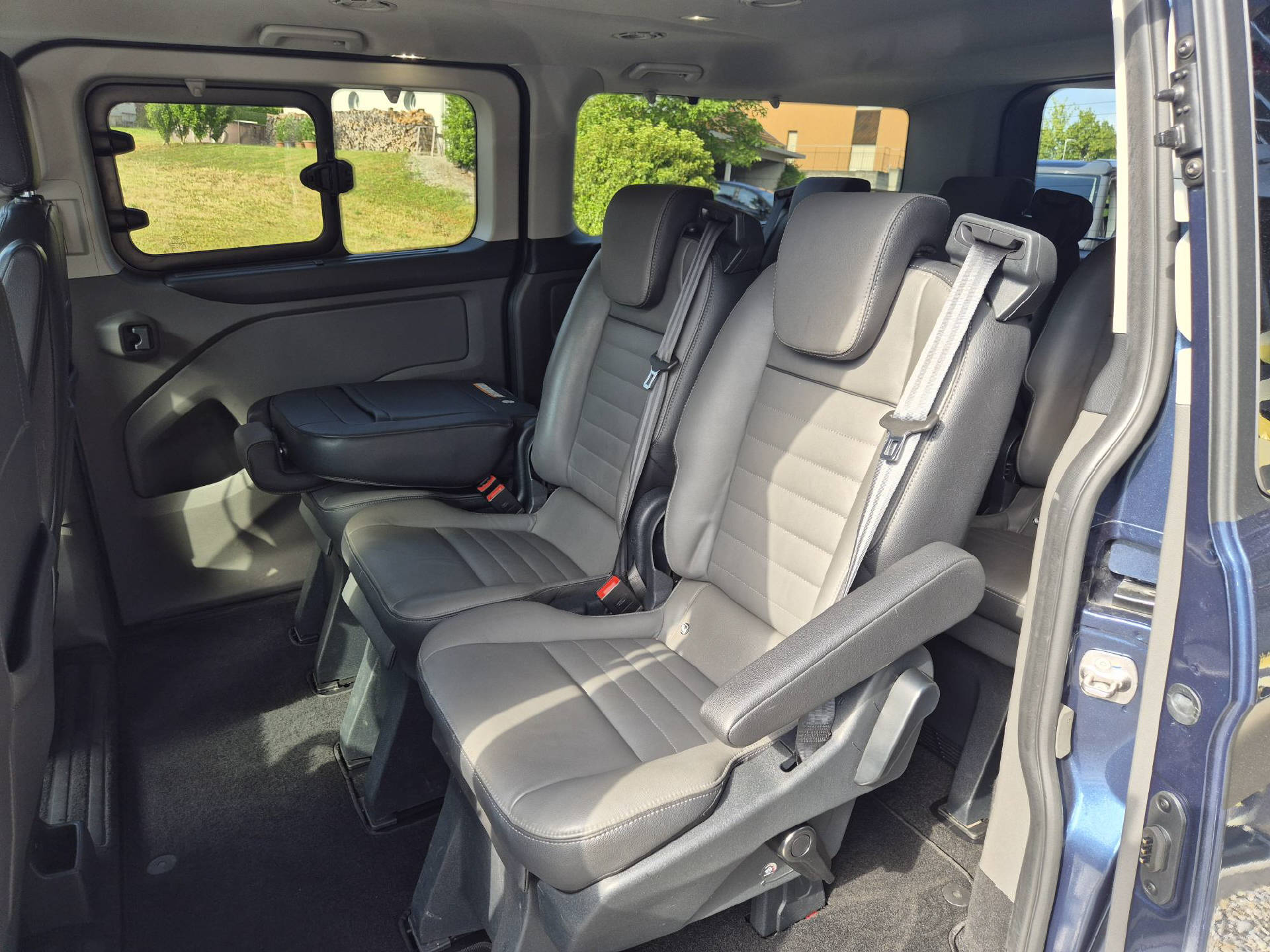 FORD Tourneo Custom 320 L2 2.0 TDCi 185 Titanium X-image-12