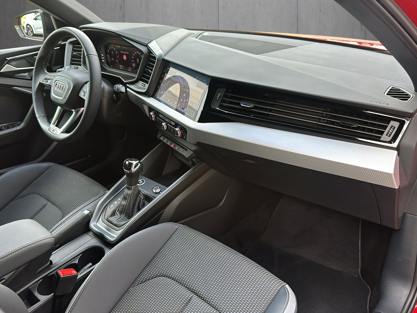 AUDI A1 Sportback 40 TFSI S Line S-tronic*5-Jahre Audi Werksgarantie*-image-9