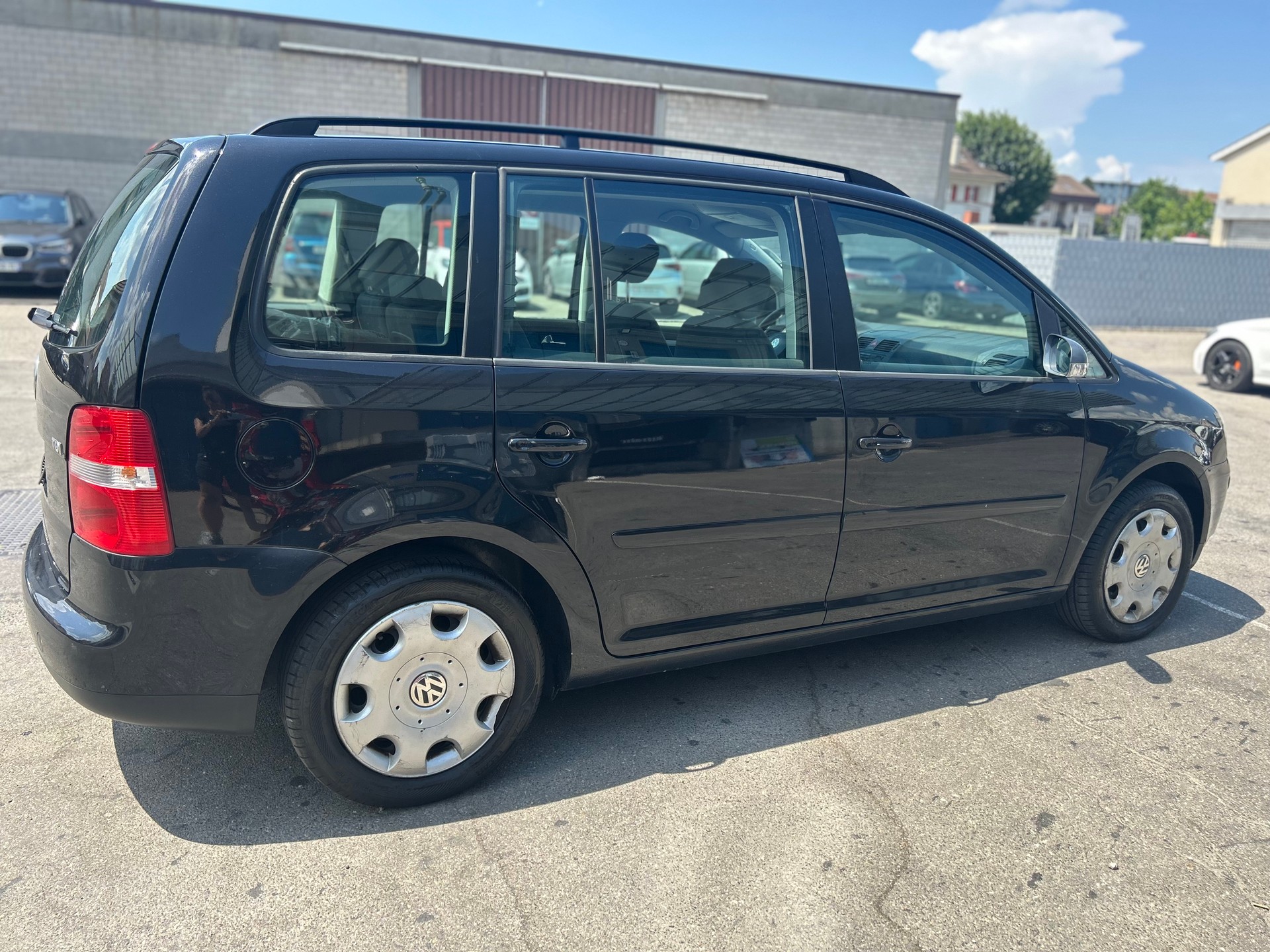 VW Touran 1.9 TDI-image-3