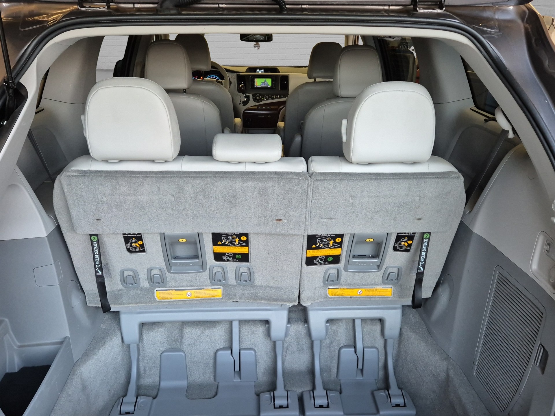 TOYOTA Sienna 3.5 A 4WD, 7-PLÄTZER-image-25