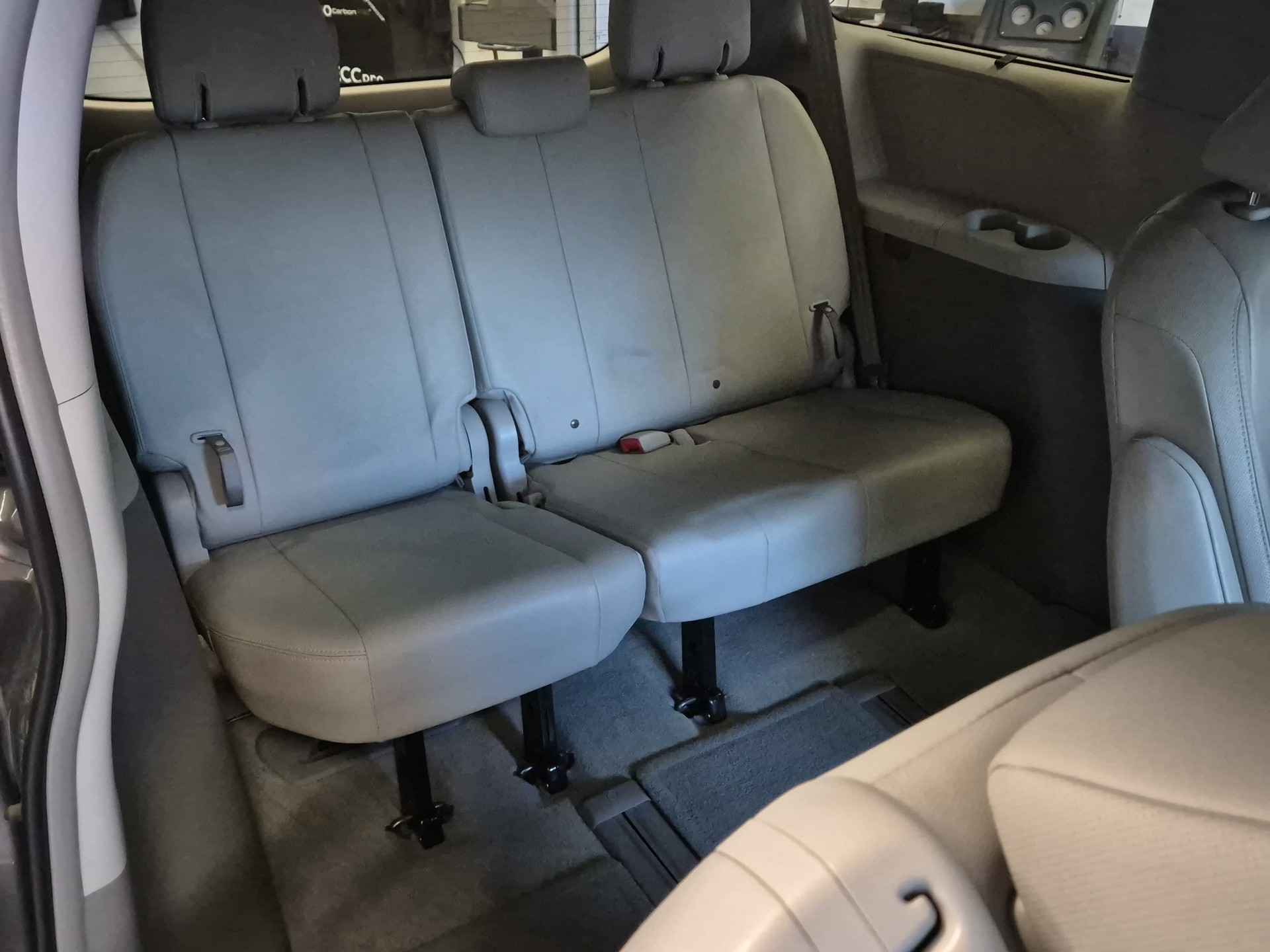 TOYOTA Sienna 3.5 A 4WD, 7-PLÄTZER-image-23
