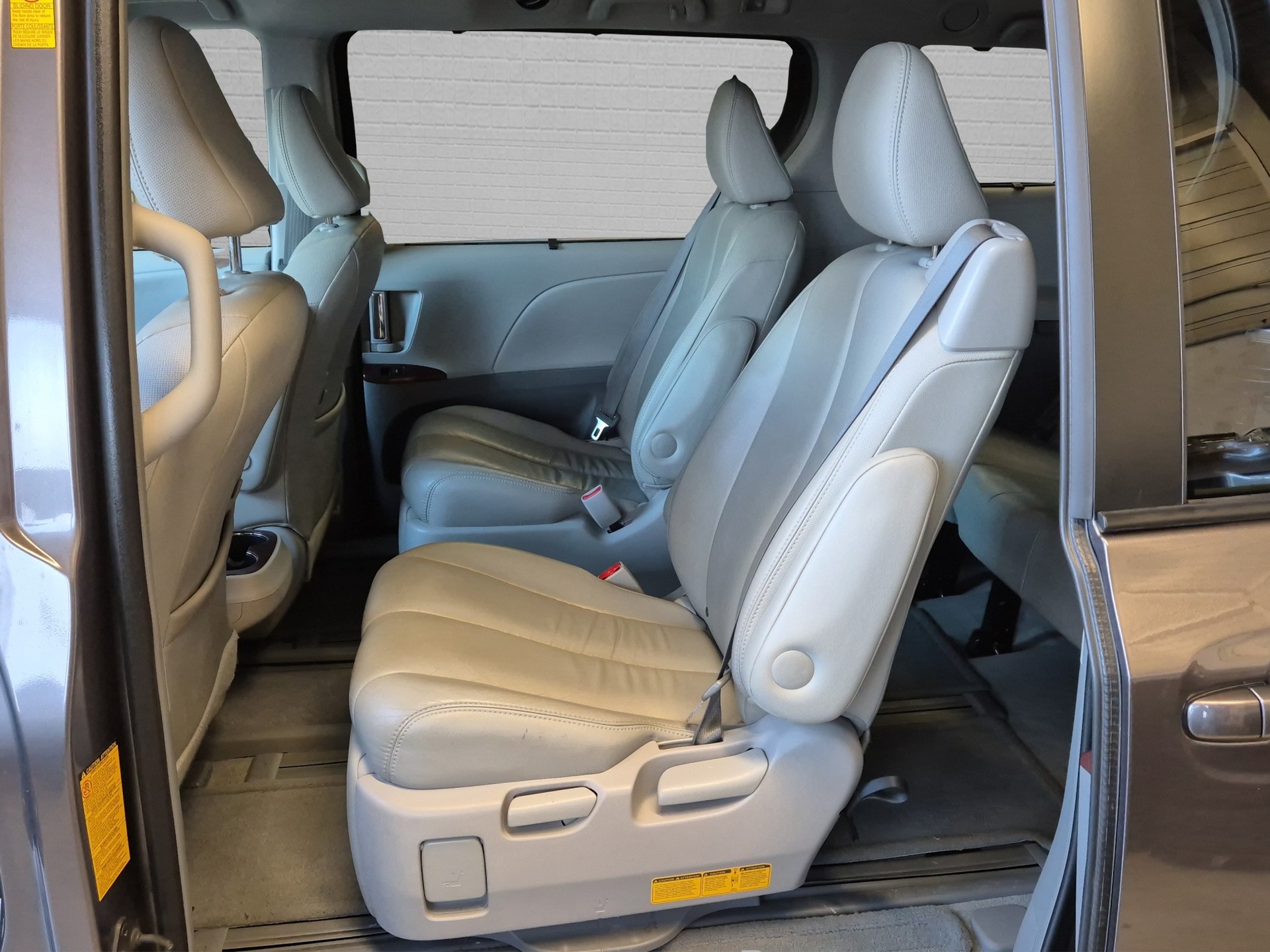 TOYOTA Sienna 3.5 A 4WD, 7-PLÄTZER-image-21