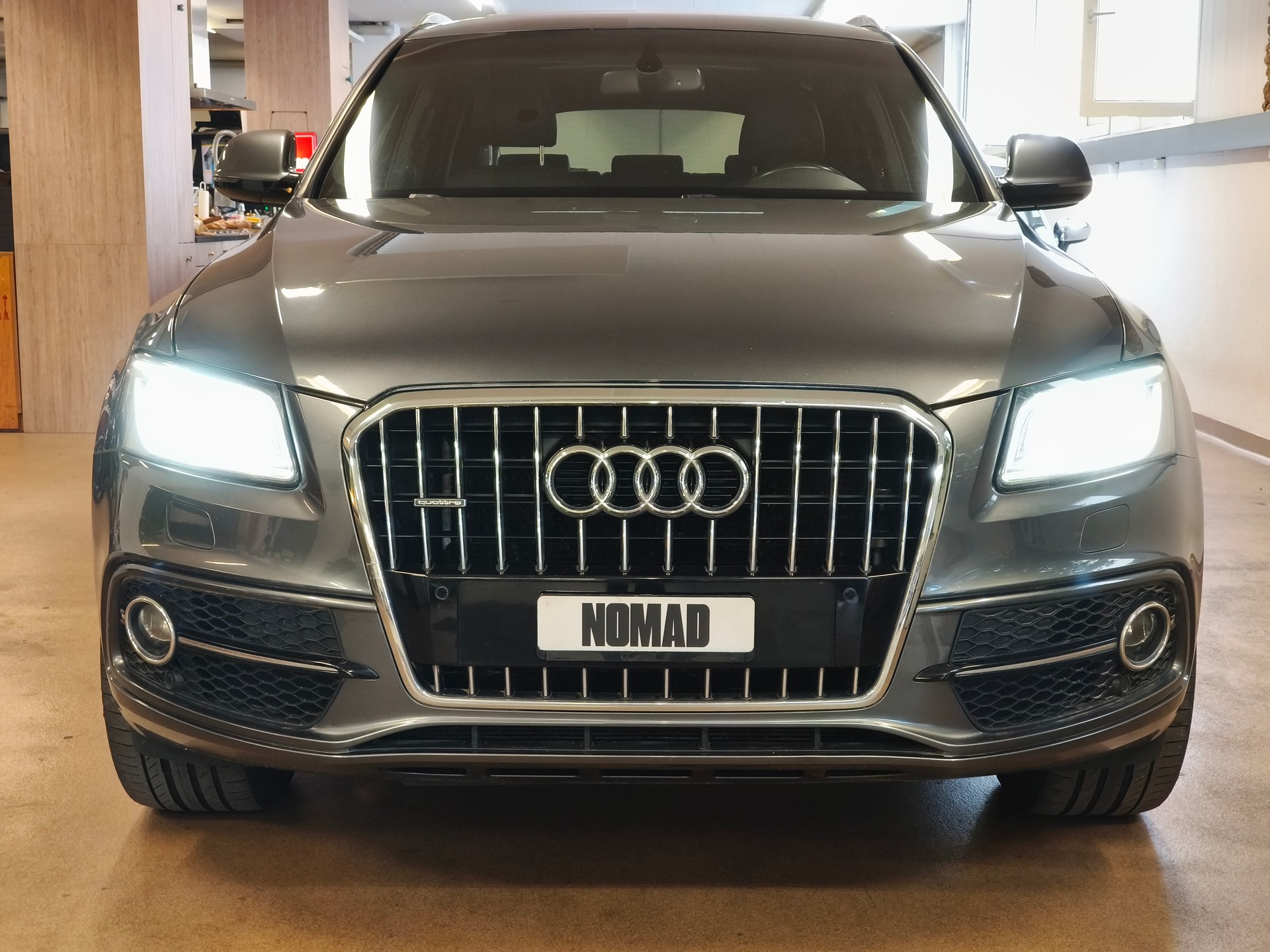 AUDI Q5 2.0 TDI quattro S-tronic-image-3