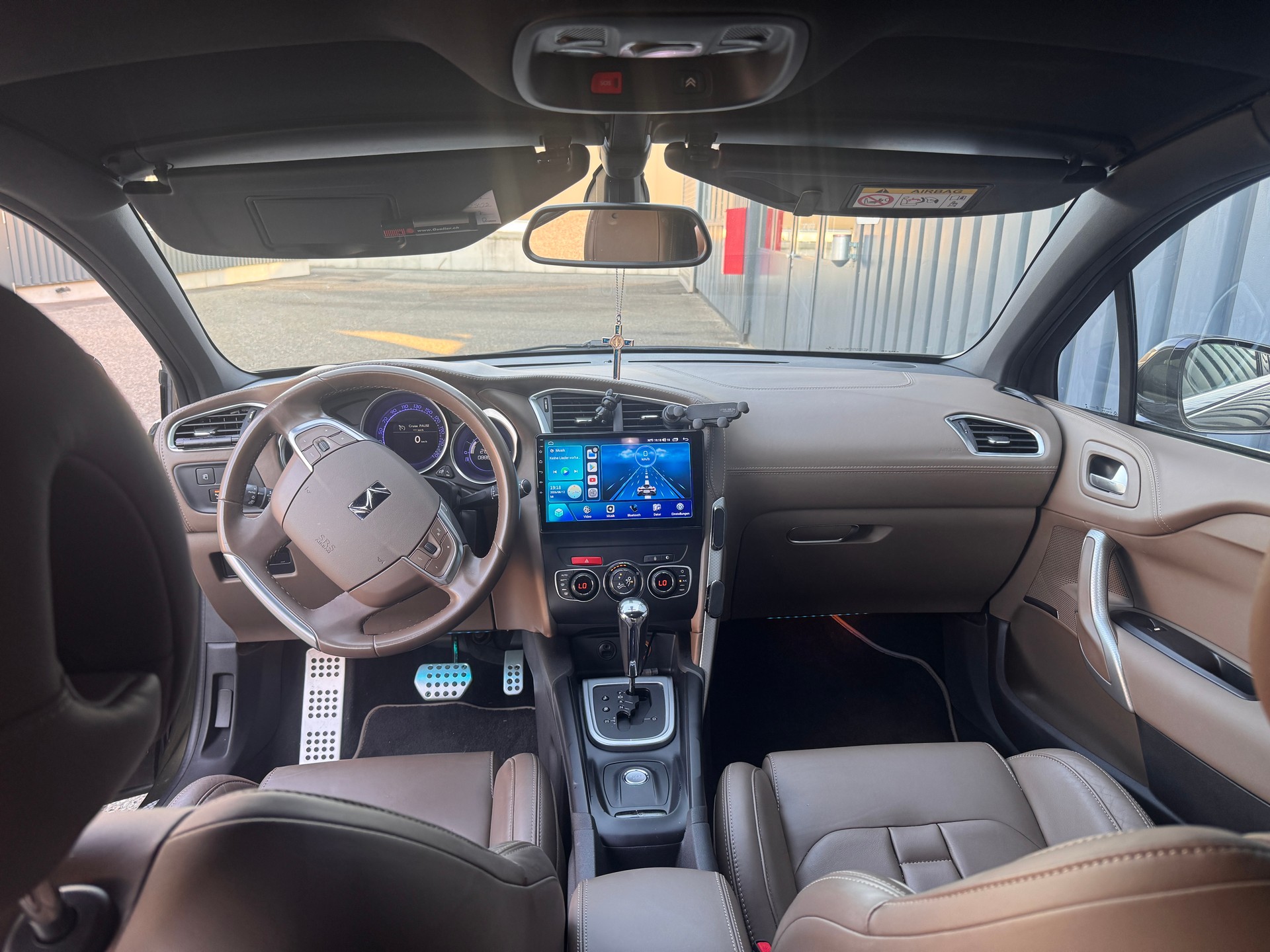 DS AUTOMOBILES 1.6 THP 165 Sport Chic-image-4