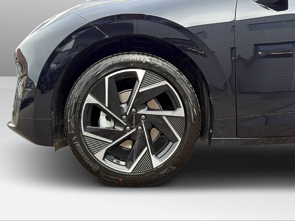 LYNK & CO 02-image-6