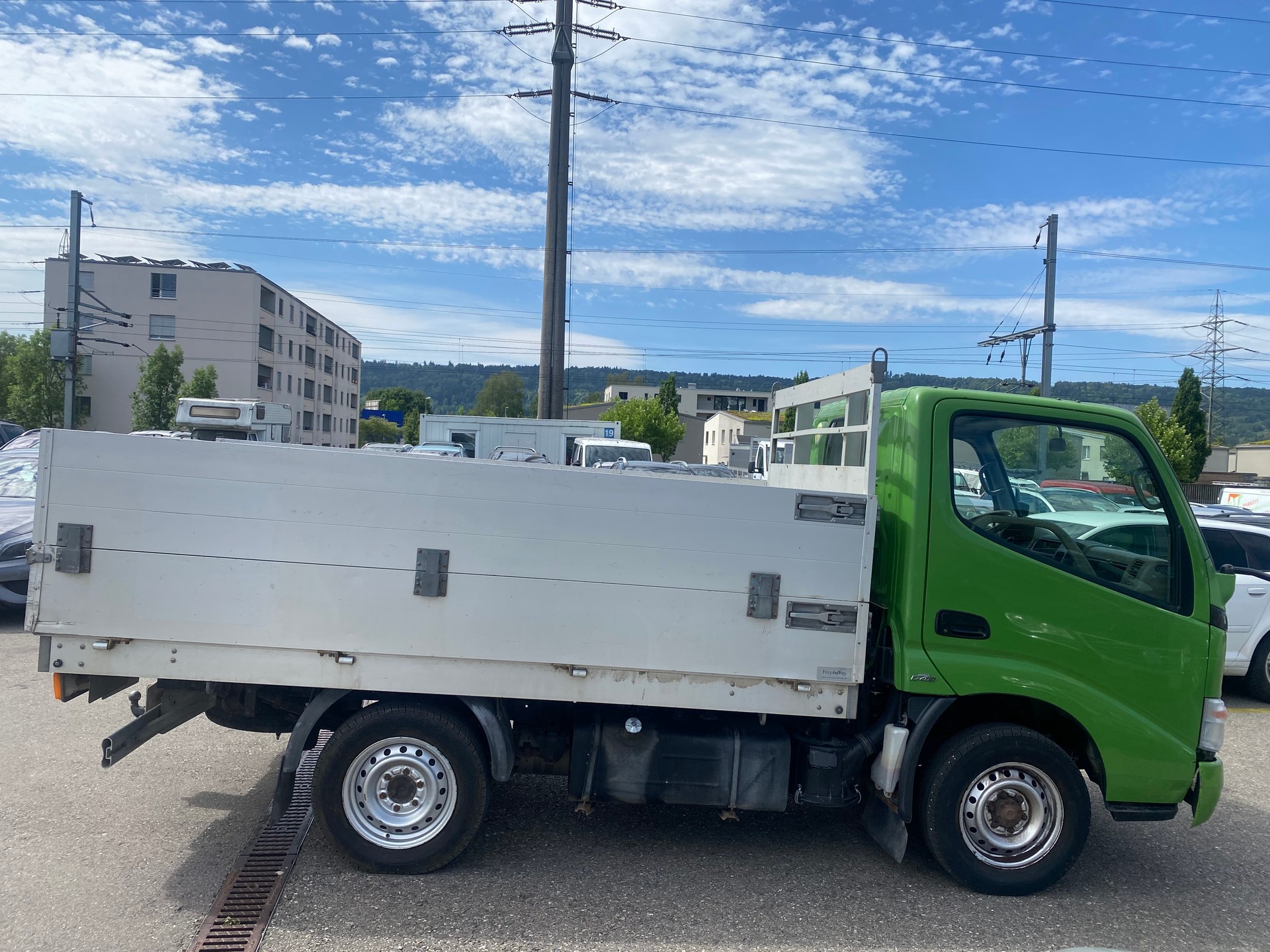 TOYOTA Dyna 100 3.0 D-4D-image-4