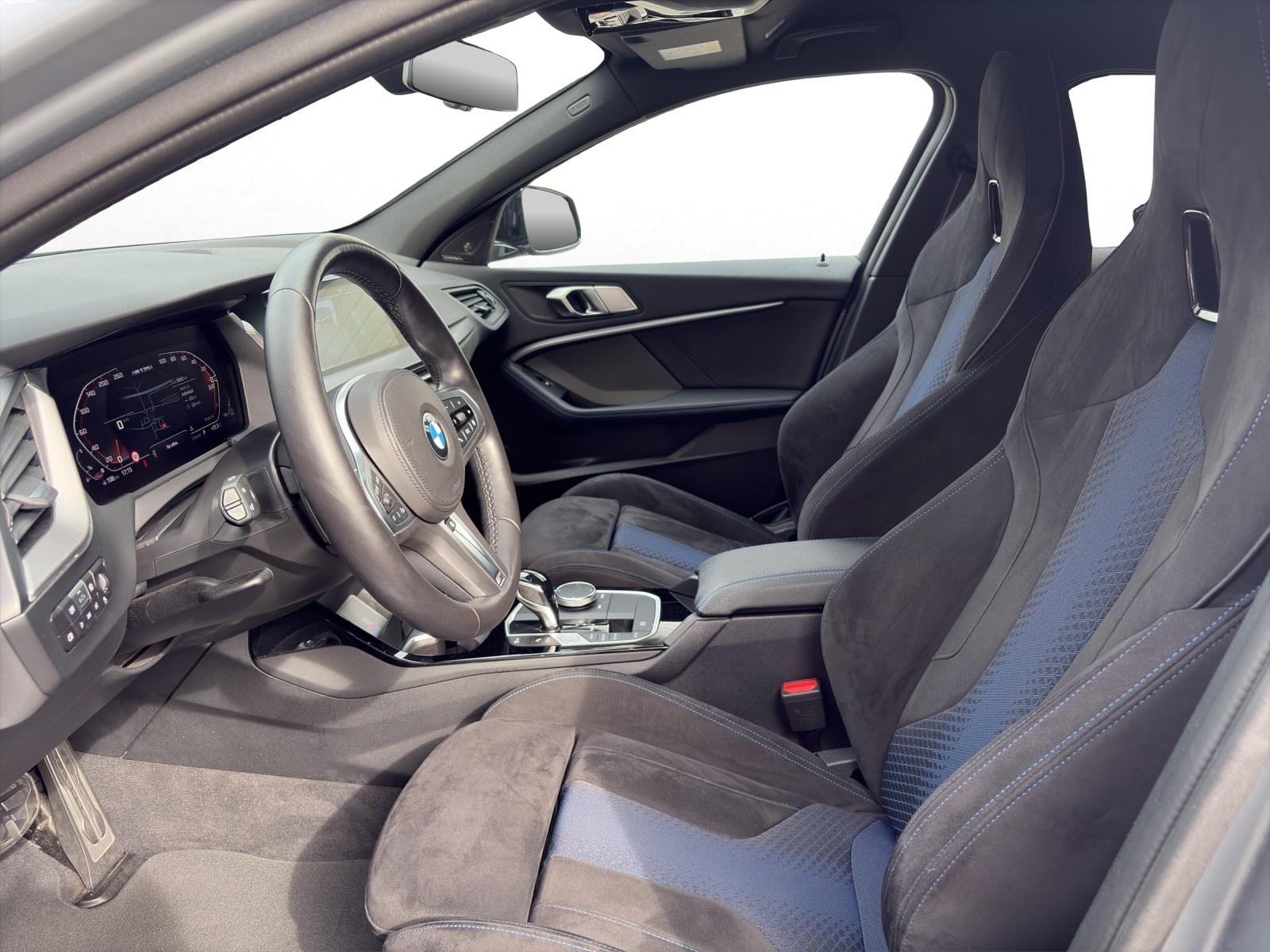 BMW M135i xDrive-image-9