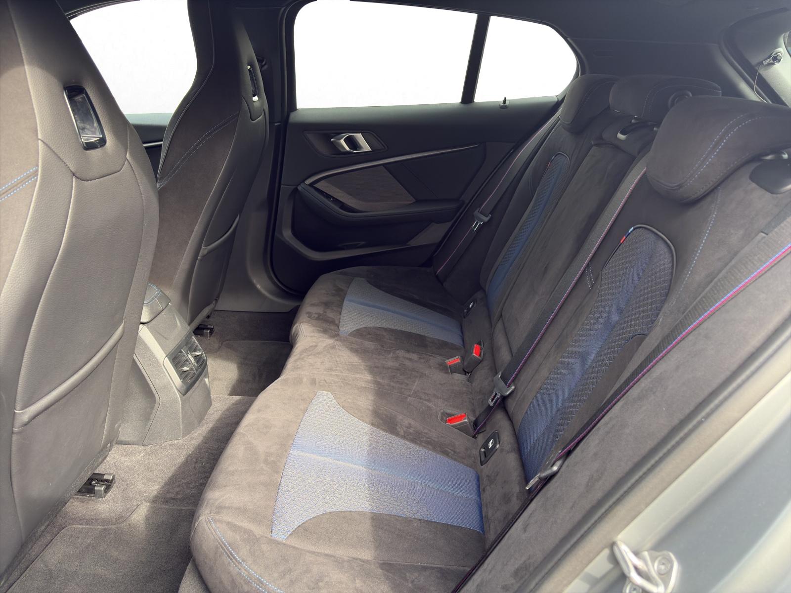 BMW M135i xDrive-image-13