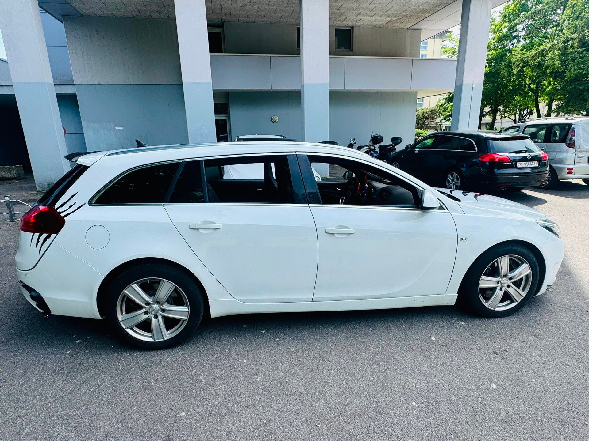 OPEL Insignia 2.8 Turbo OPC 4WD-image-3