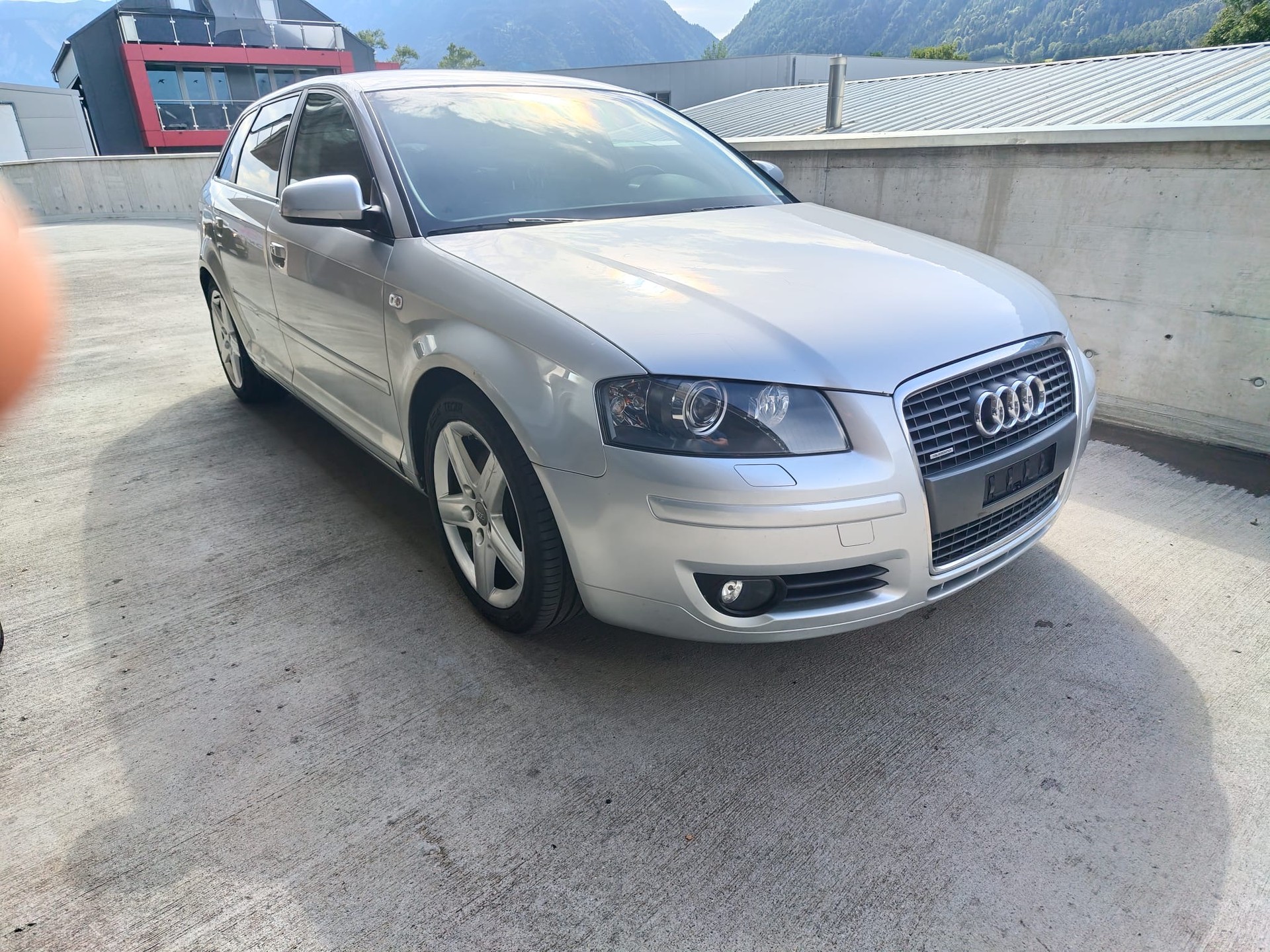 AUDI A3 Sportback 2.0 TDI Attraction quattro-image-0