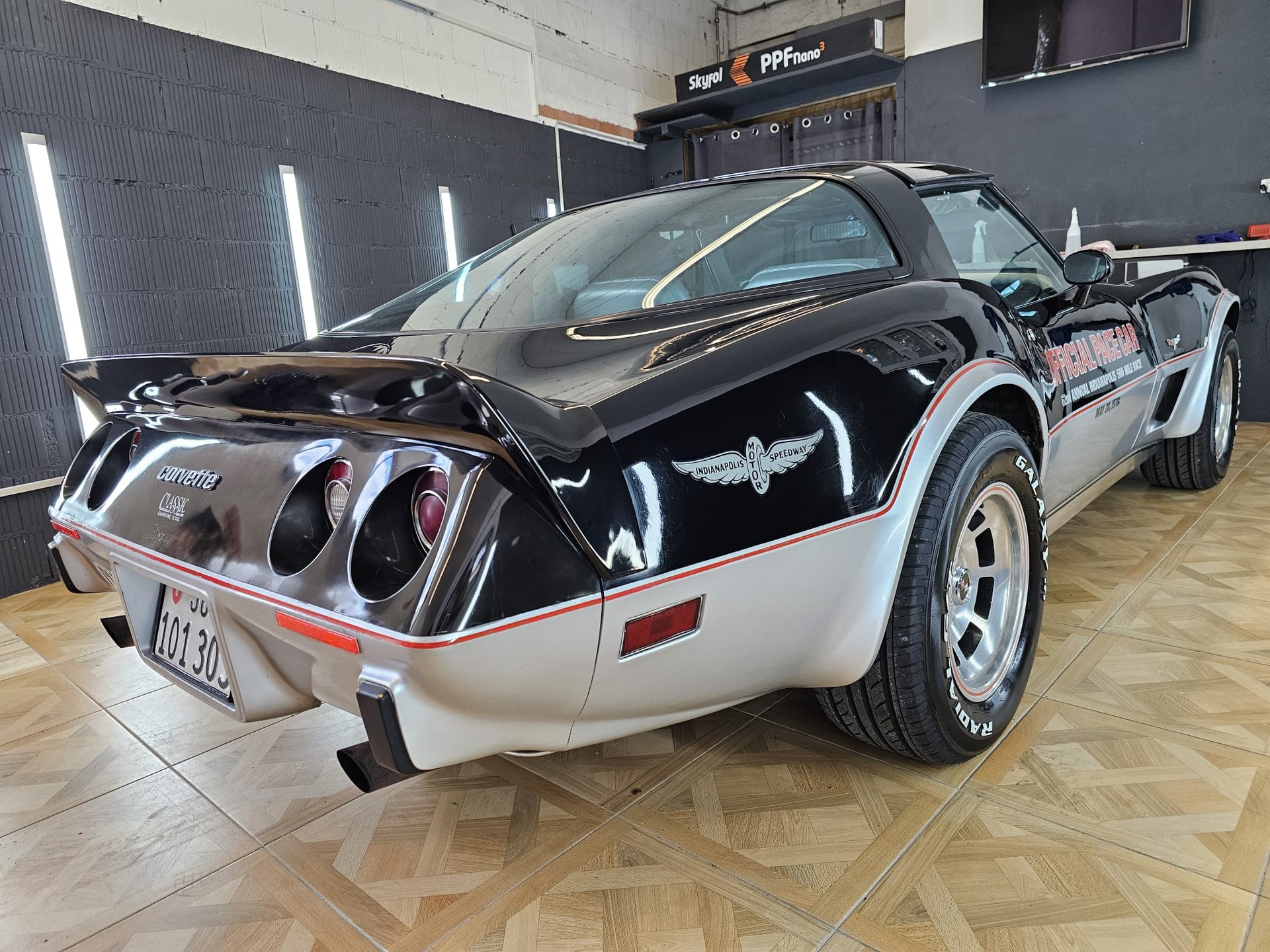 CHEVROLET C3 Pace Car Indy-image-1
