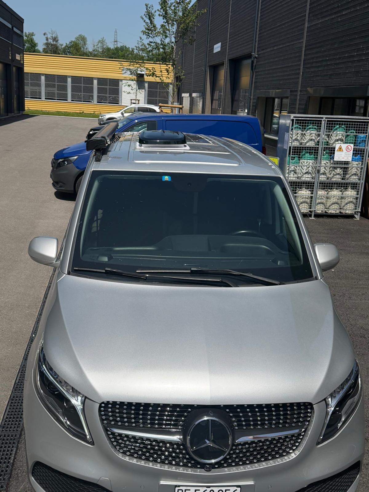 MERCEDES-BENZ Extra Long-image-2