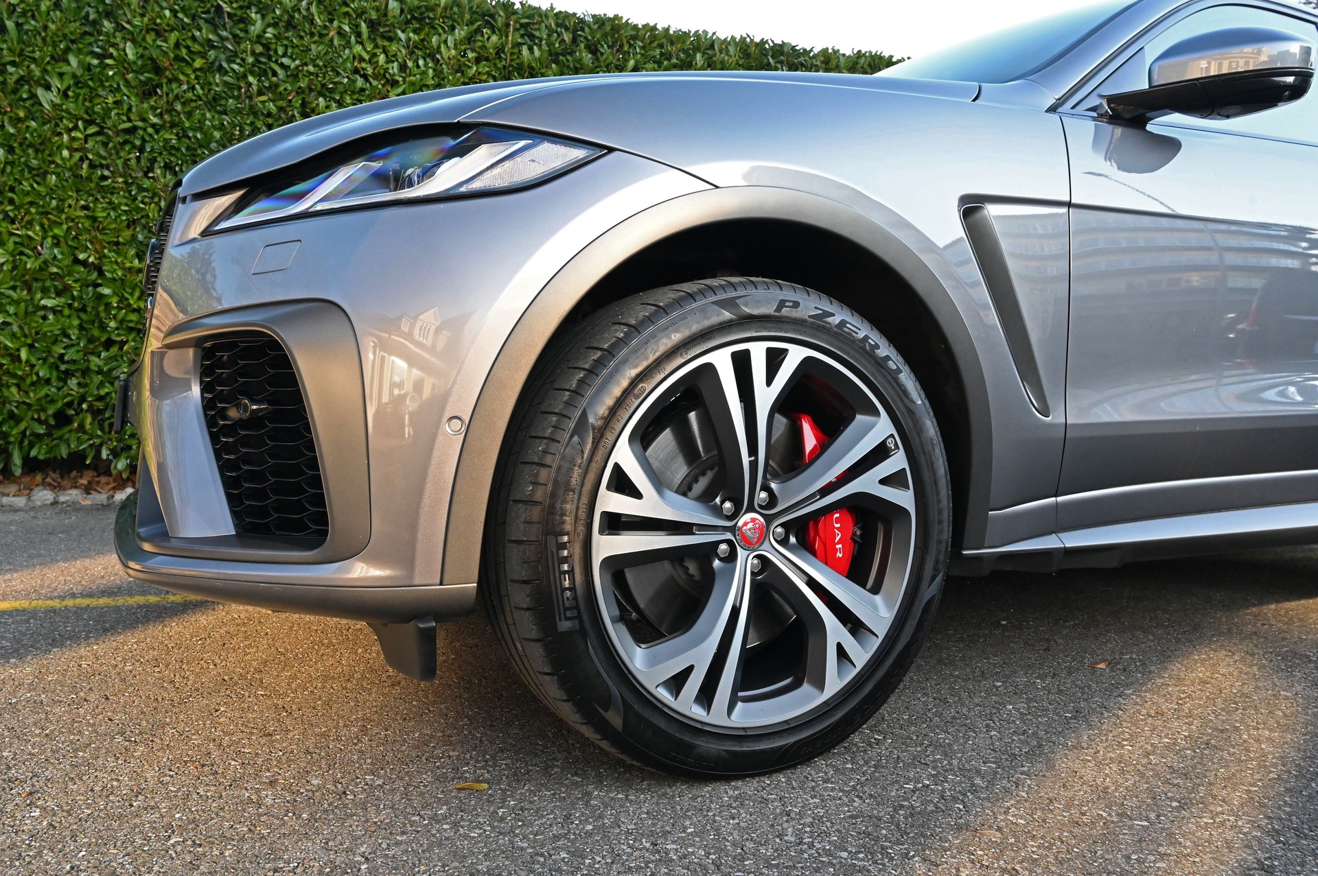 JAGUAR F-Pace 5.0 V8 SVR P550 AWD-image-3