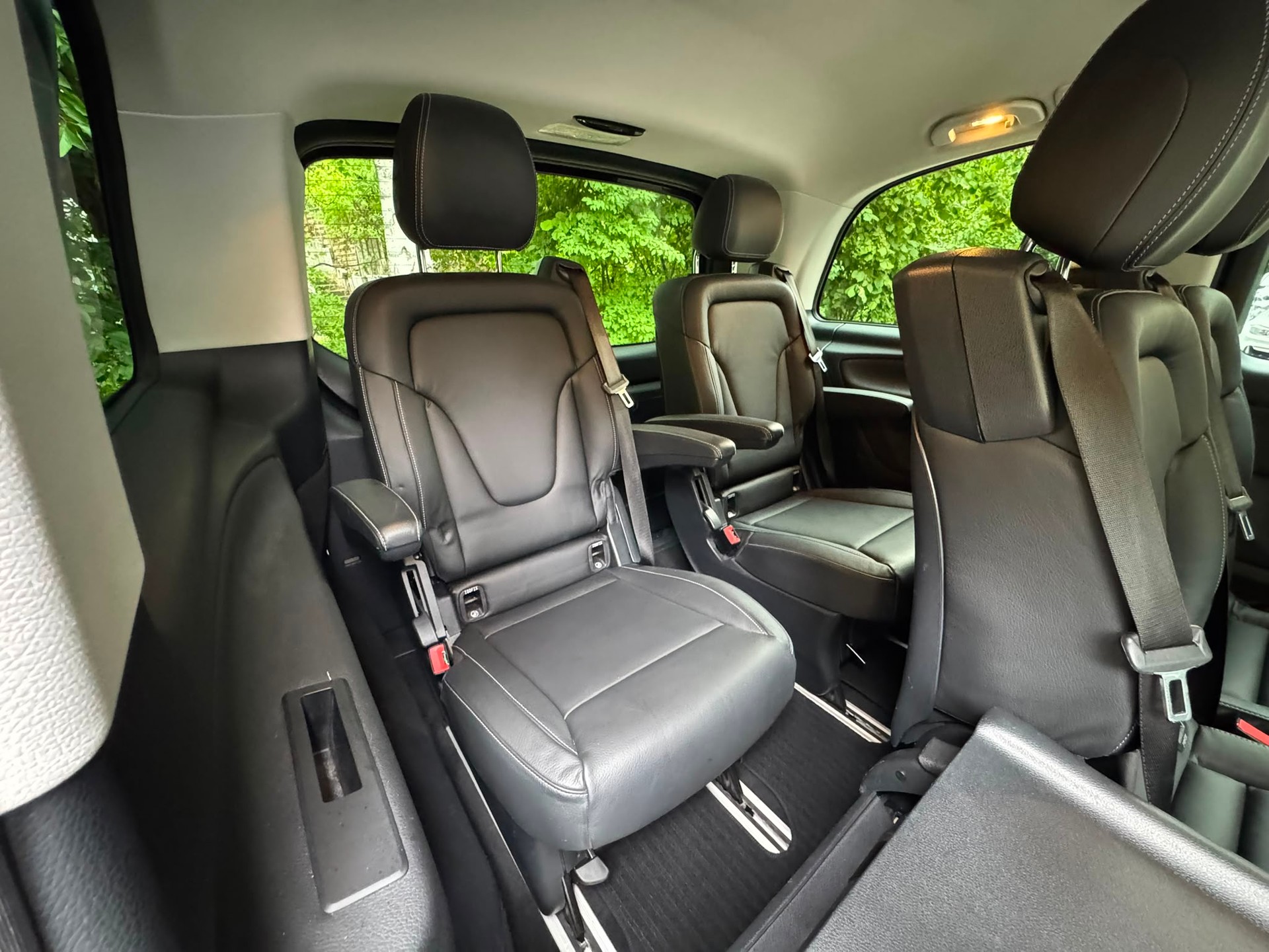 MERCEDES-BENZ V 220 d kompakt 4Matic 7G-Tronic-image-20